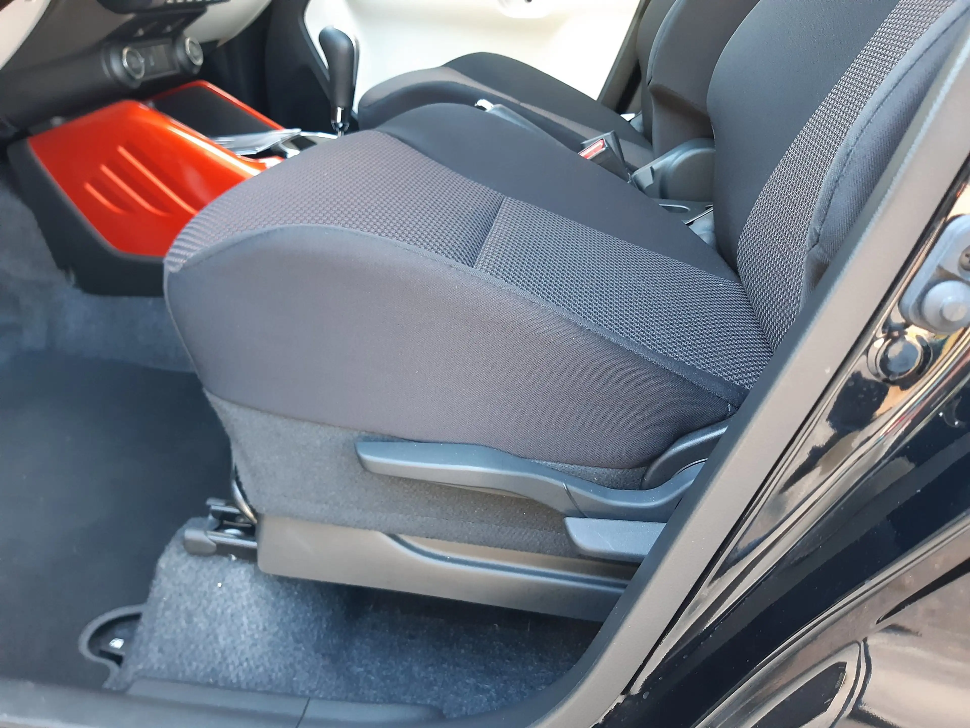Suzuki Ignis 1.2 style automaat , luxe uitvoering , lage km sta — photo 28