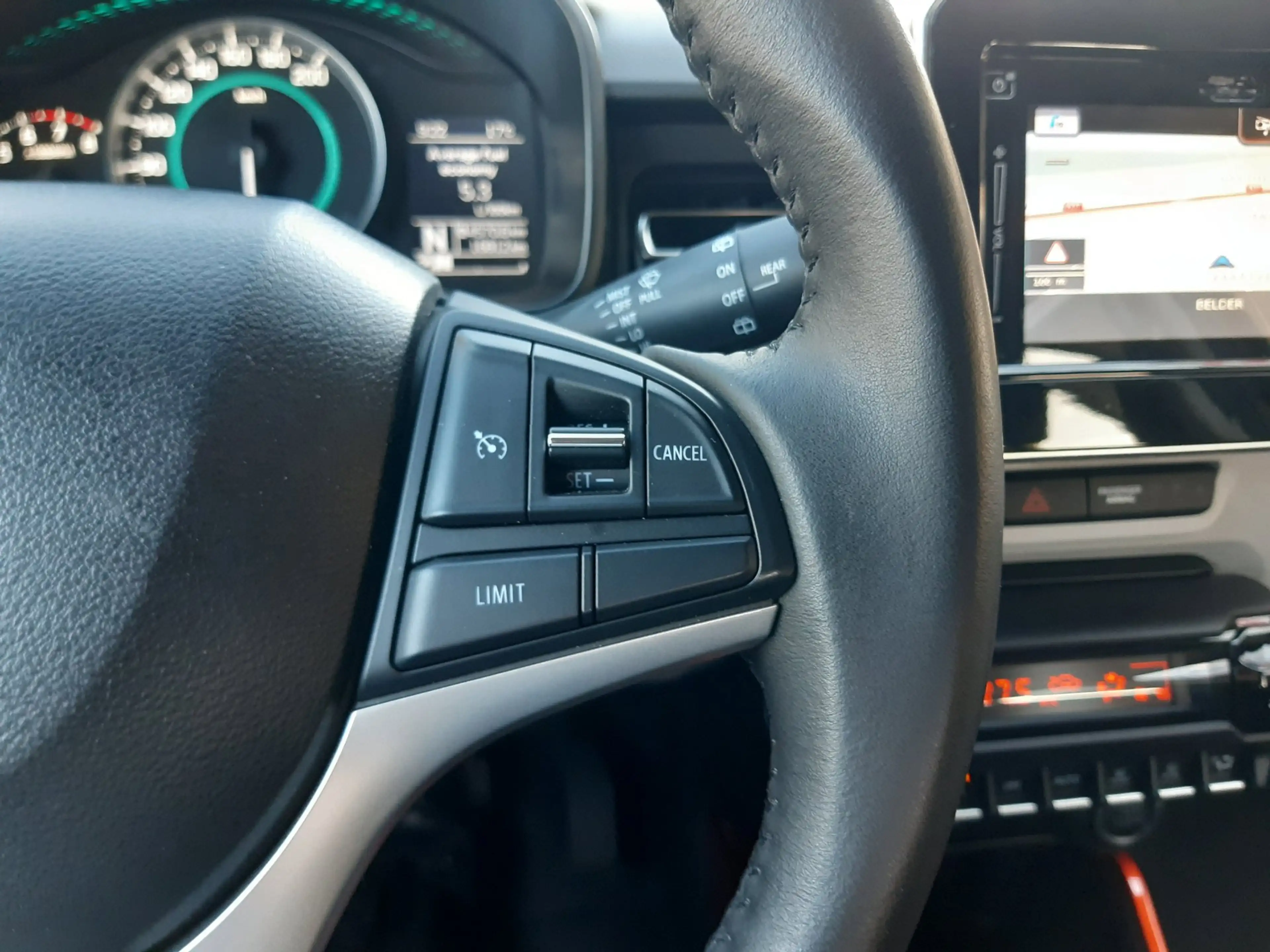 Suzuki Ignis 1.2 style automaat , luxe uitvoering , lage km sta — photo 20
