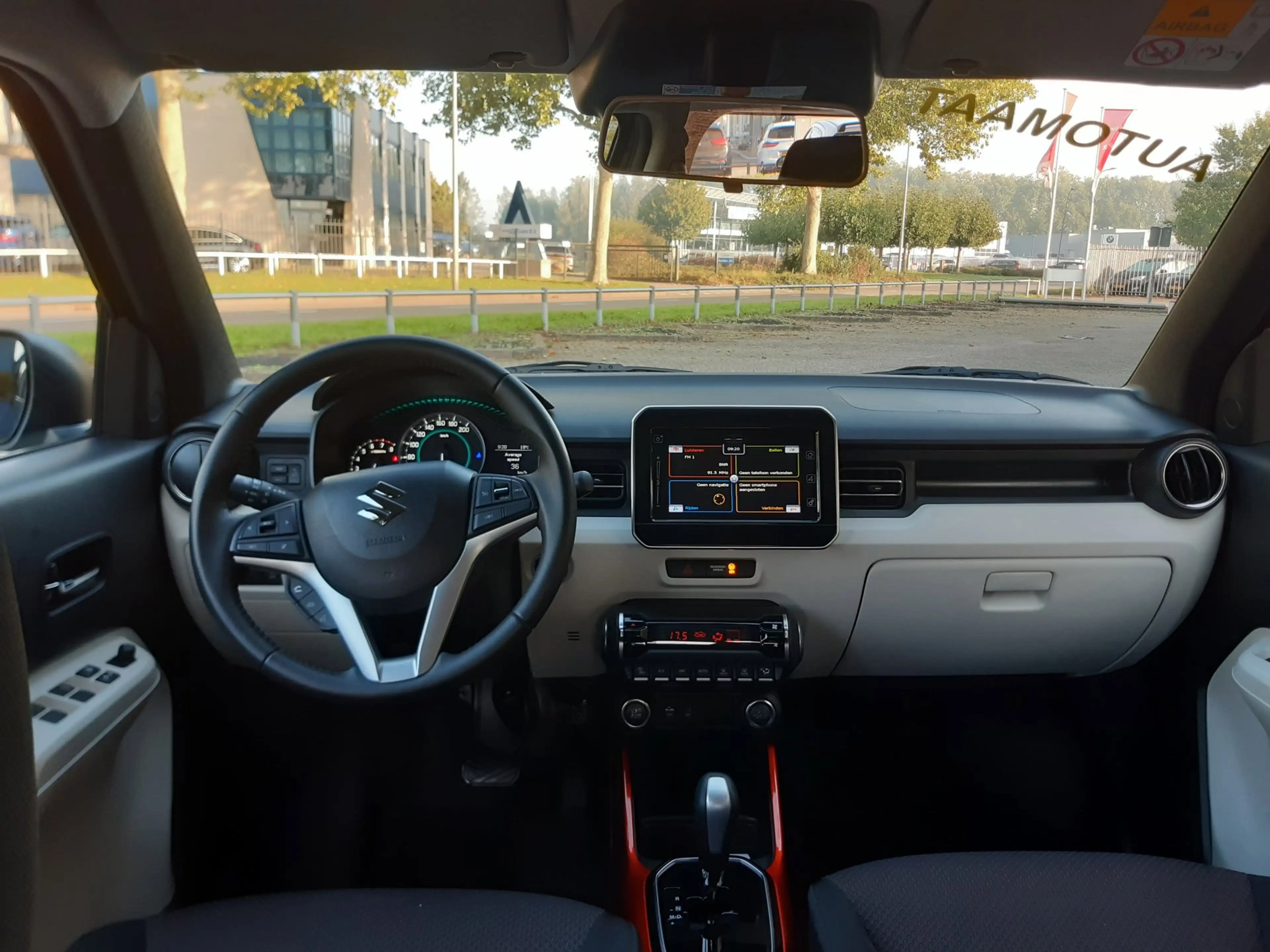 Suzuki Ignis 1.2 style automaat , luxe uitvoering , lage km sta — photo 3