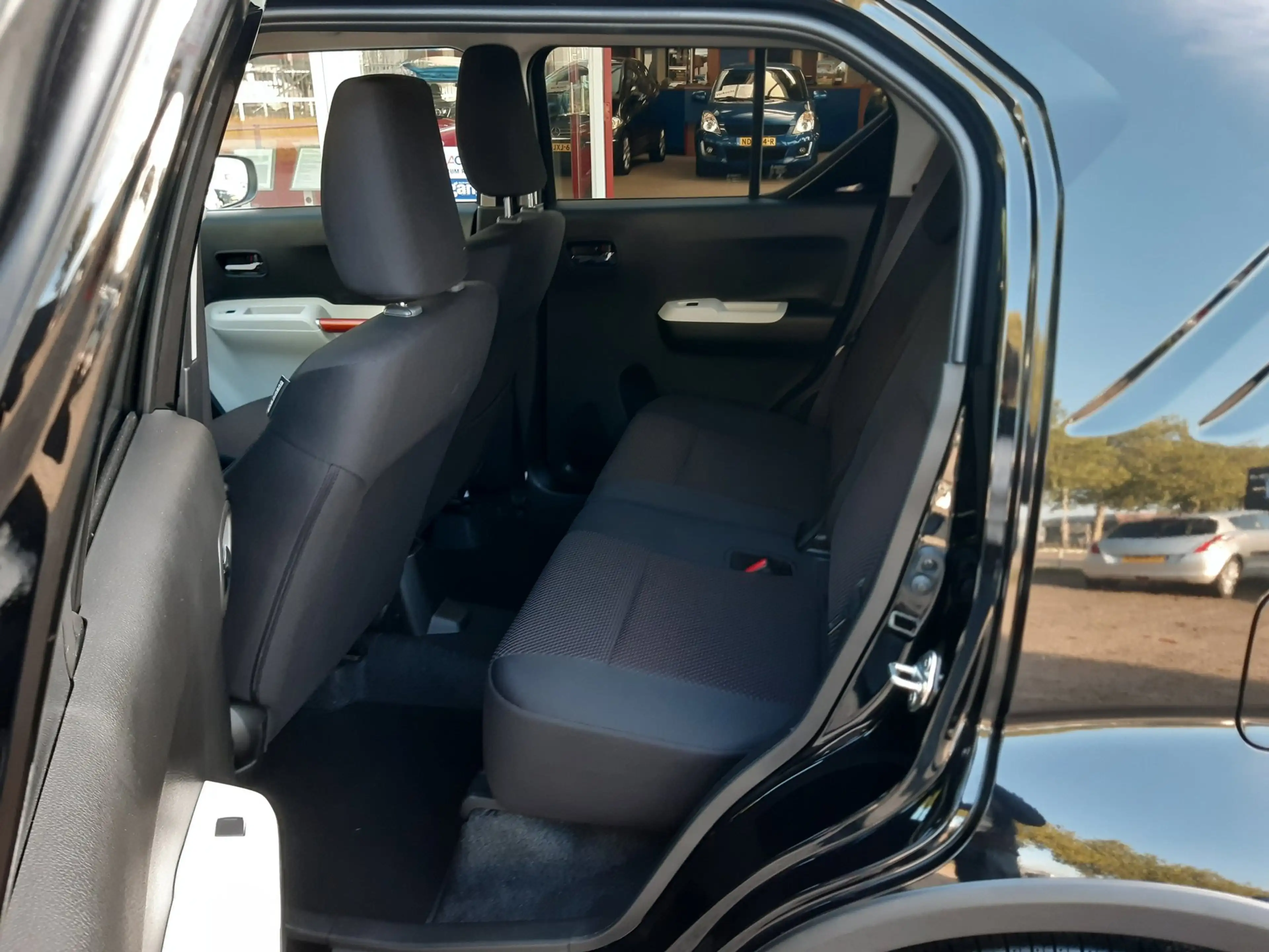 Suzuki Ignis 1.2 style automaat , luxe uitvoering , lage km sta — photo 26