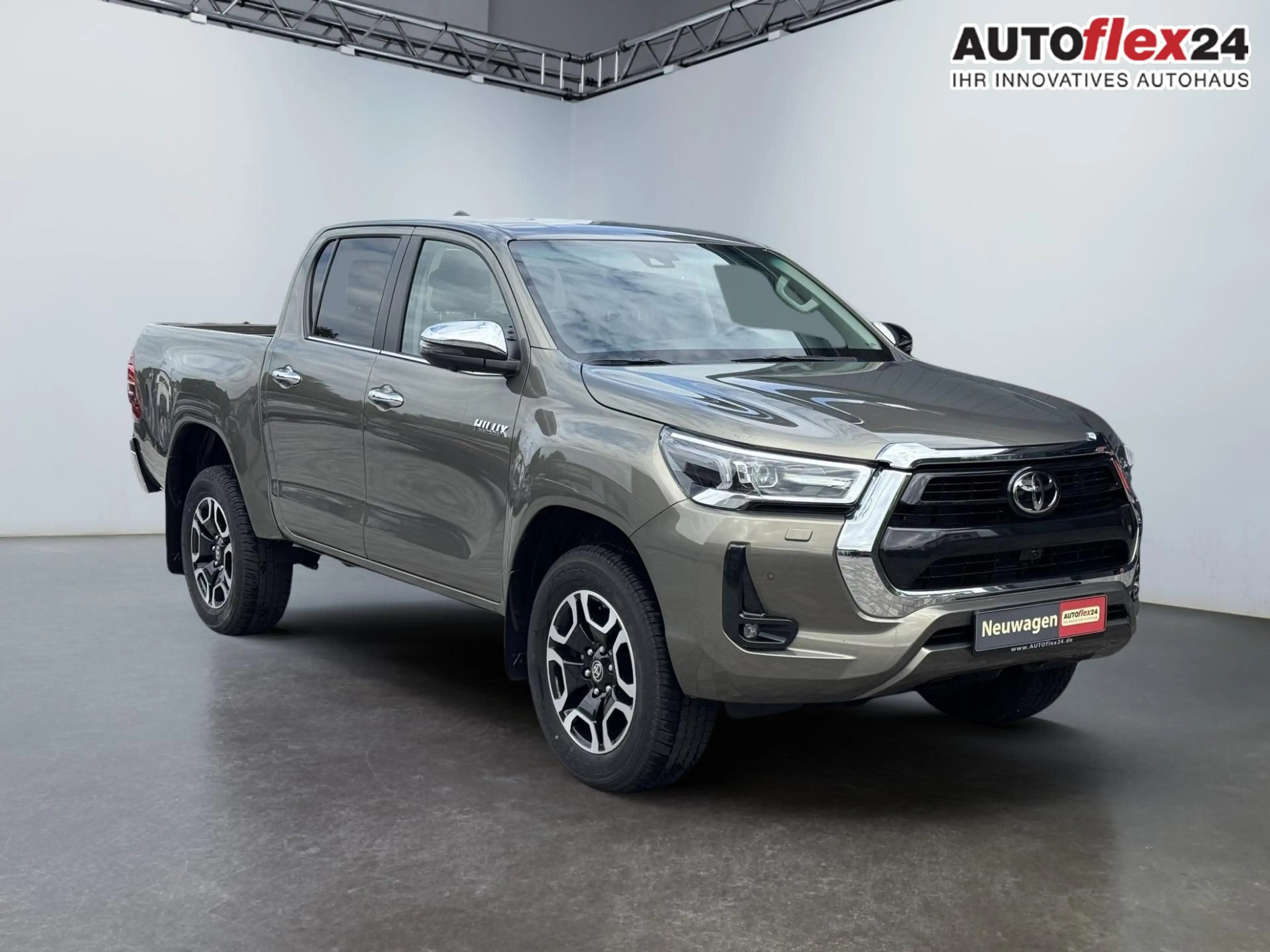 Toyota Hilux Executive Double Cab 4x4 AHK 360° 4 x Sitzheizu... — photo 2