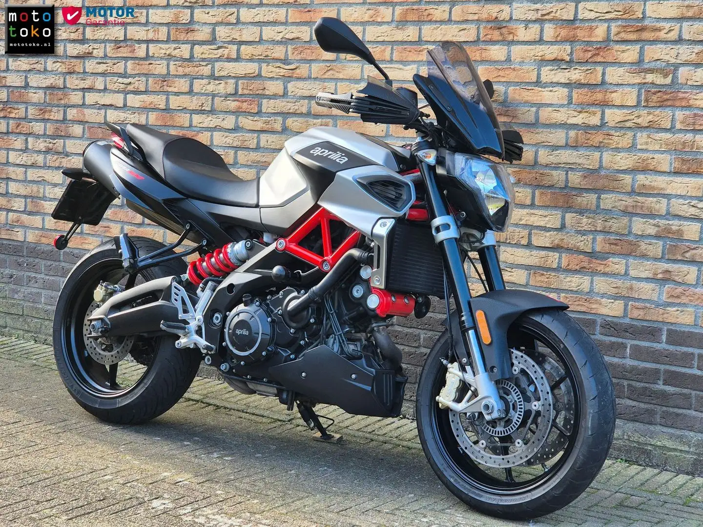 Aprilia Shiver 900 Gris - 1