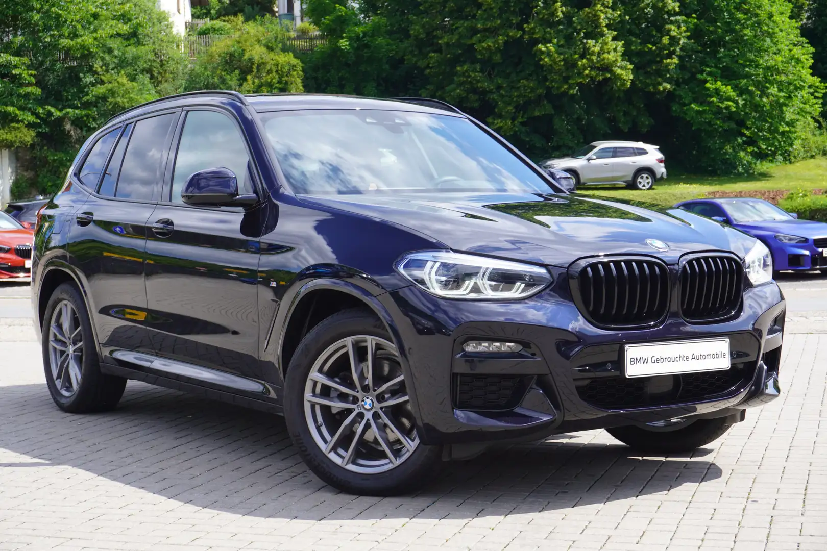 BMW X3 xDrive20d M Sport Head-Up AHK Glasdach Standheizun Schwarz - 1