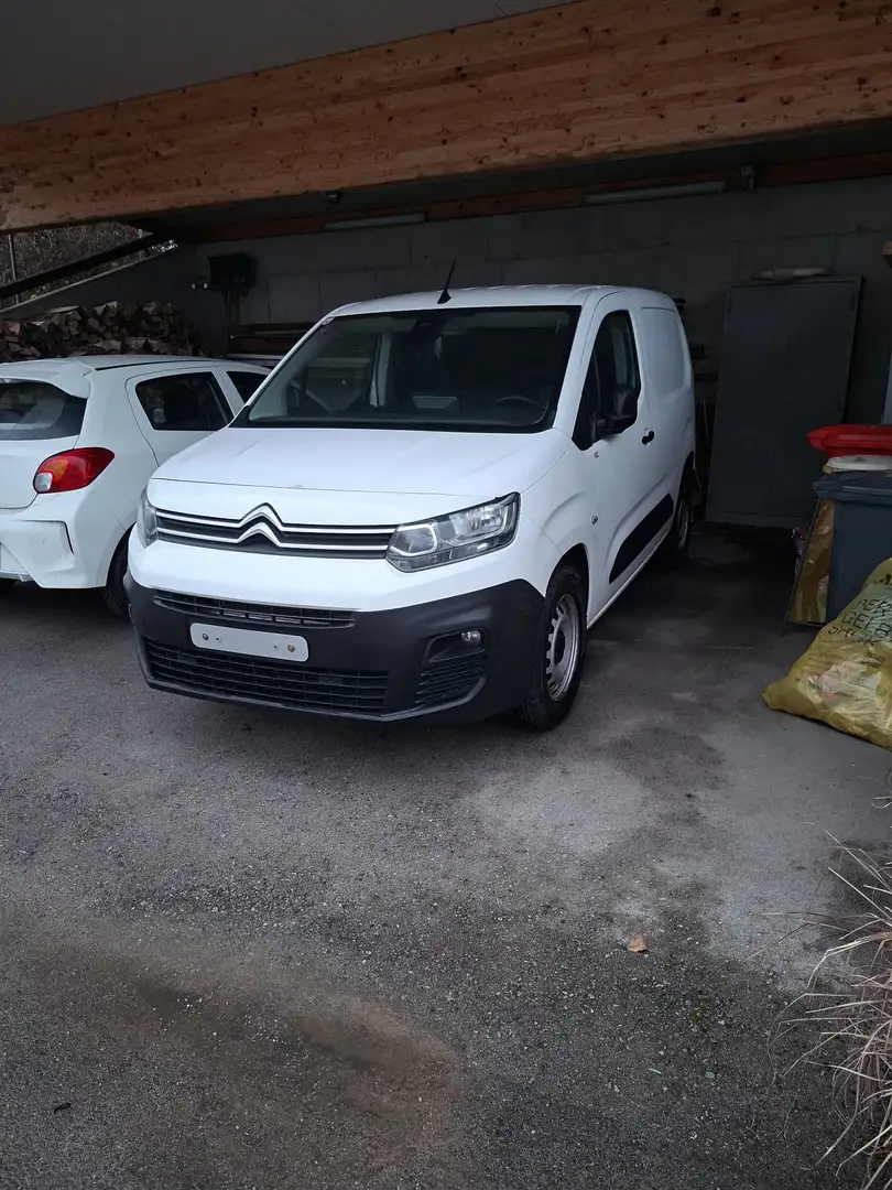 Citroen Berlingo KW Komfort Plus M PureTech 110 S&S norm. Nutzl. - 1