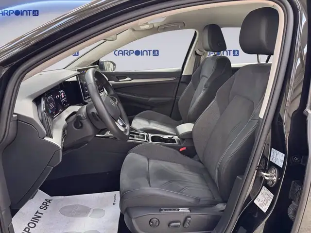 Volkswagen Golf view 10