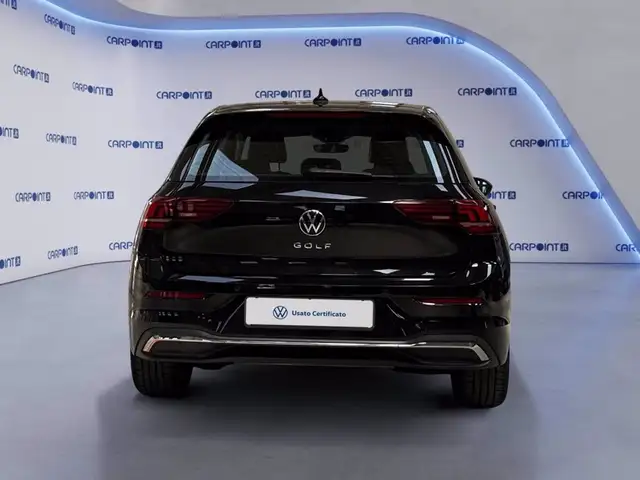 Volkswagen Golf view 5