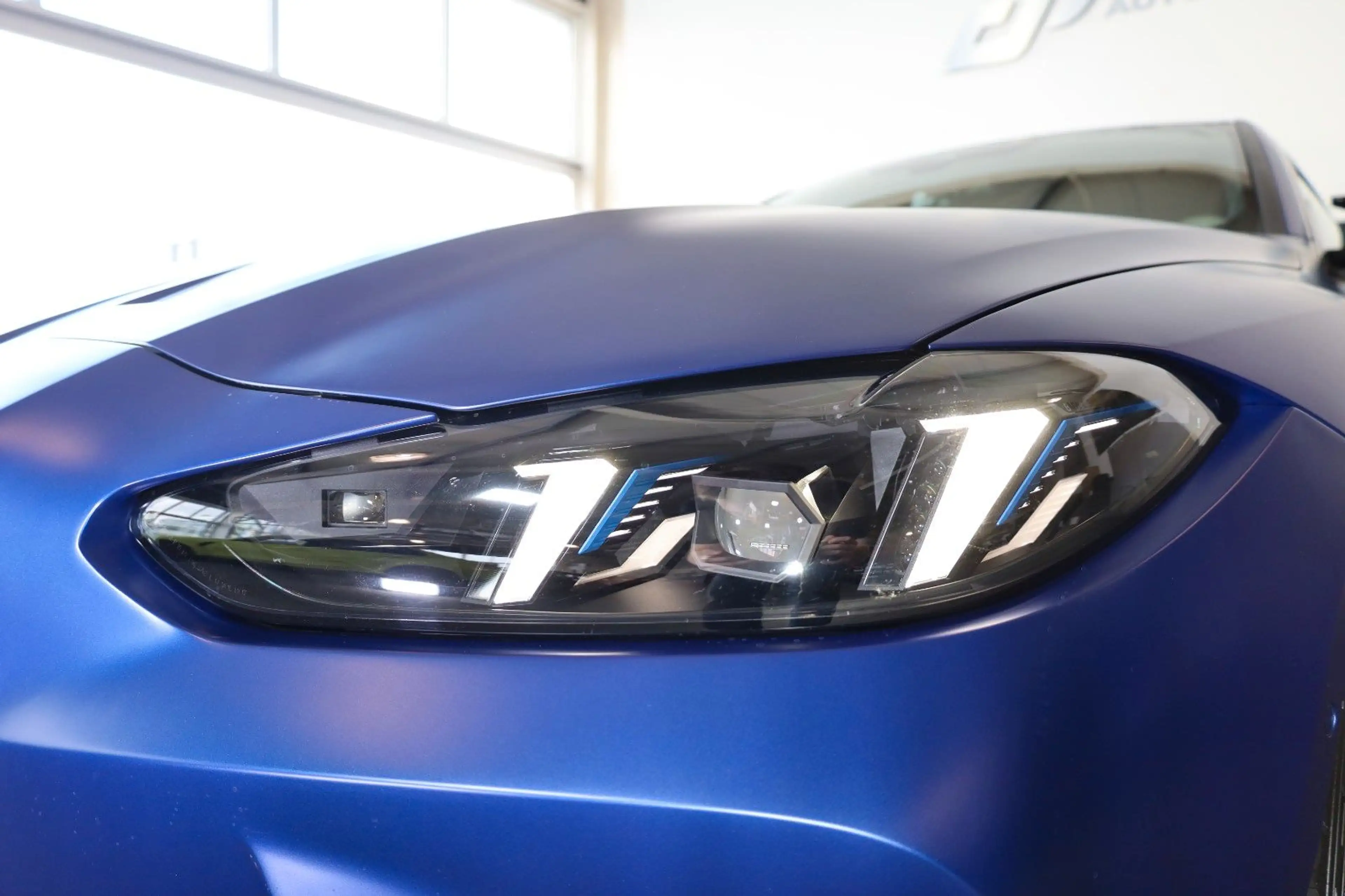 BMW M4 Competition/HUD/SHZ/SBL/LHZ/HK/RFK/TTW/R19*20 — photo 6