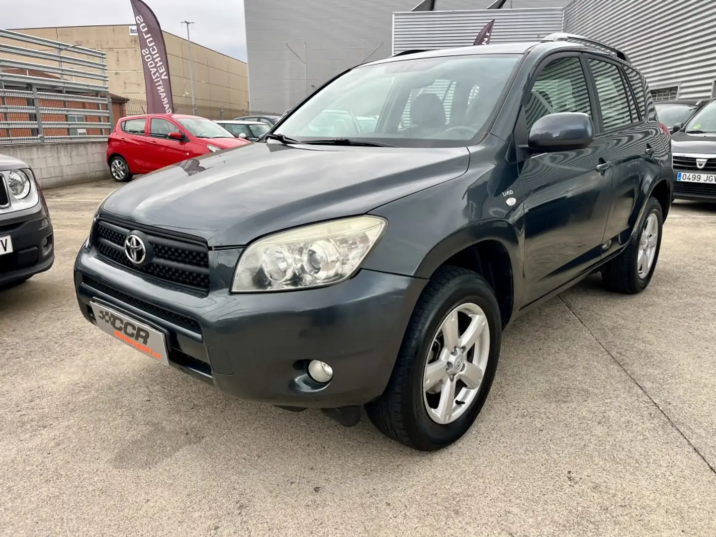 Toyota RAV 4 2.0D4-D Executive Gris - 1