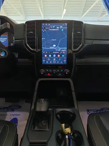 Ford Ranger view 3