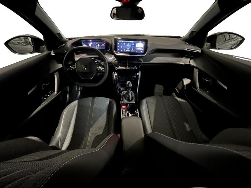 Peugeot 2008 Allure — photo 12
