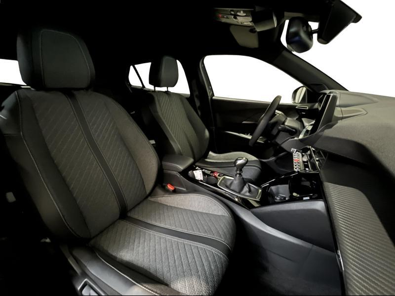 Peugeot 2008 Allure — photo 14