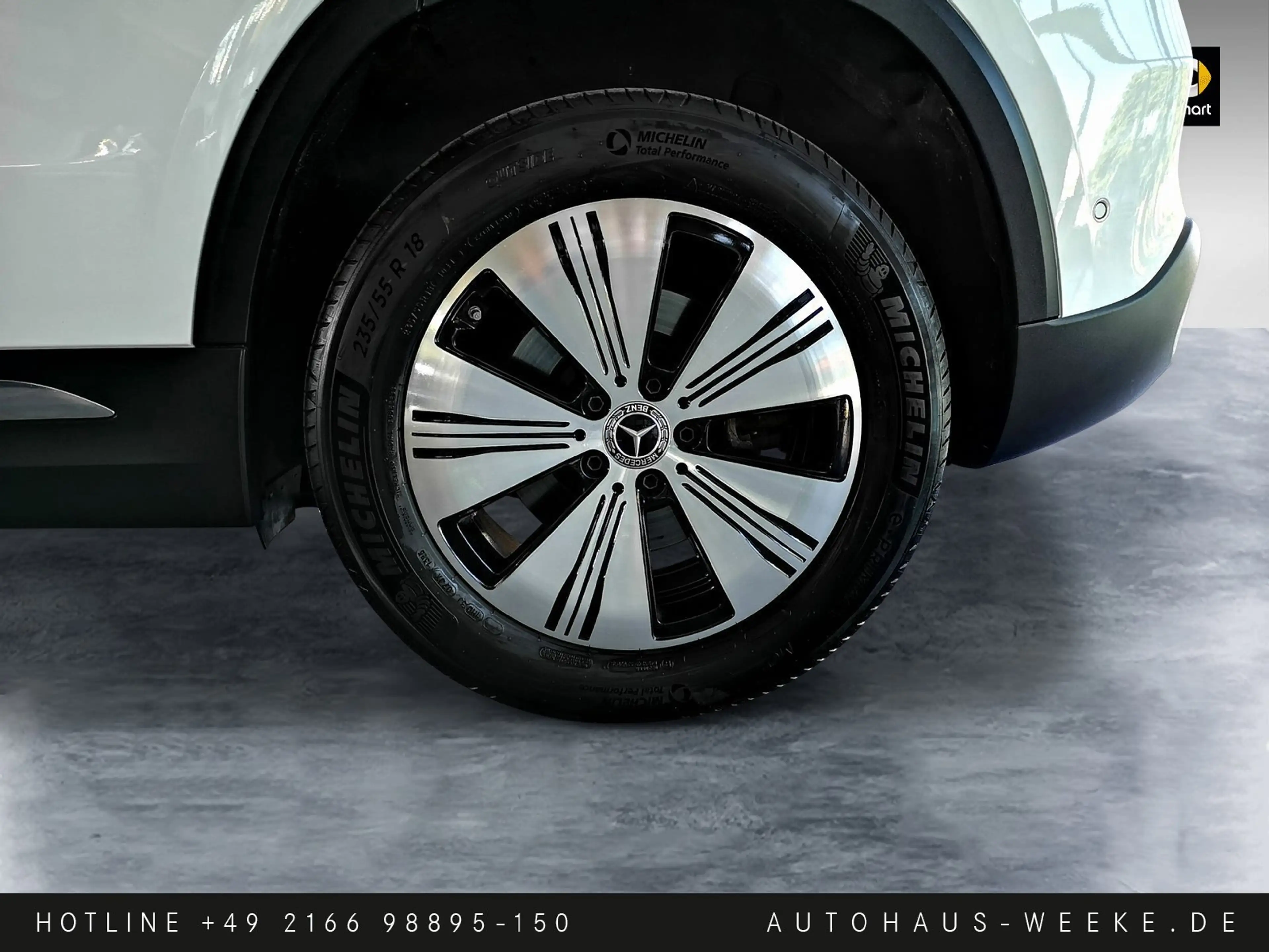 Mercedes-Benz EQA 300 4M Progressive ADVANCED+ANHÄNGERKUPPLUNG — photo 9