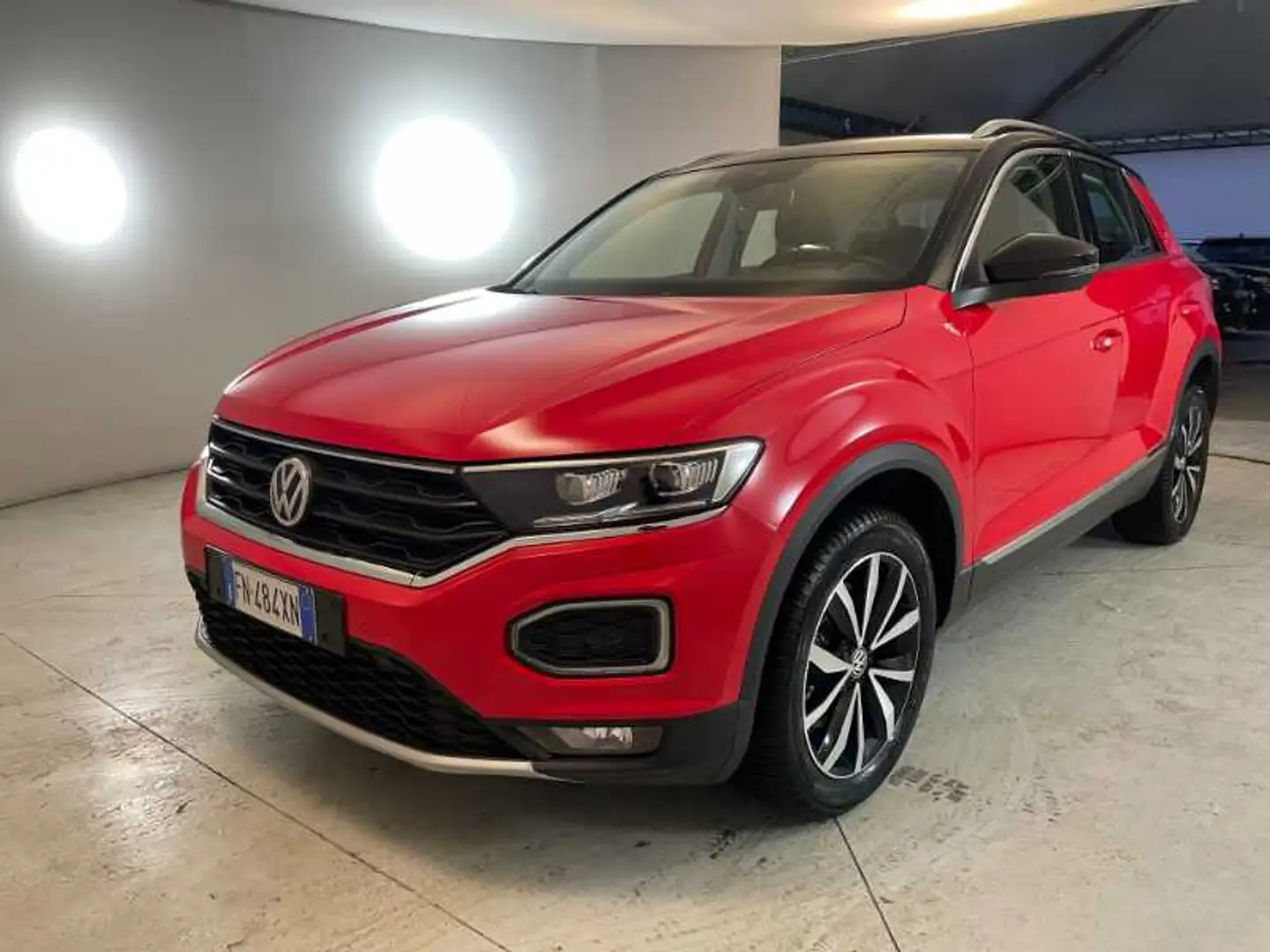 Volkswagen T-Roc 1.0 TSI Style Rosso - 1