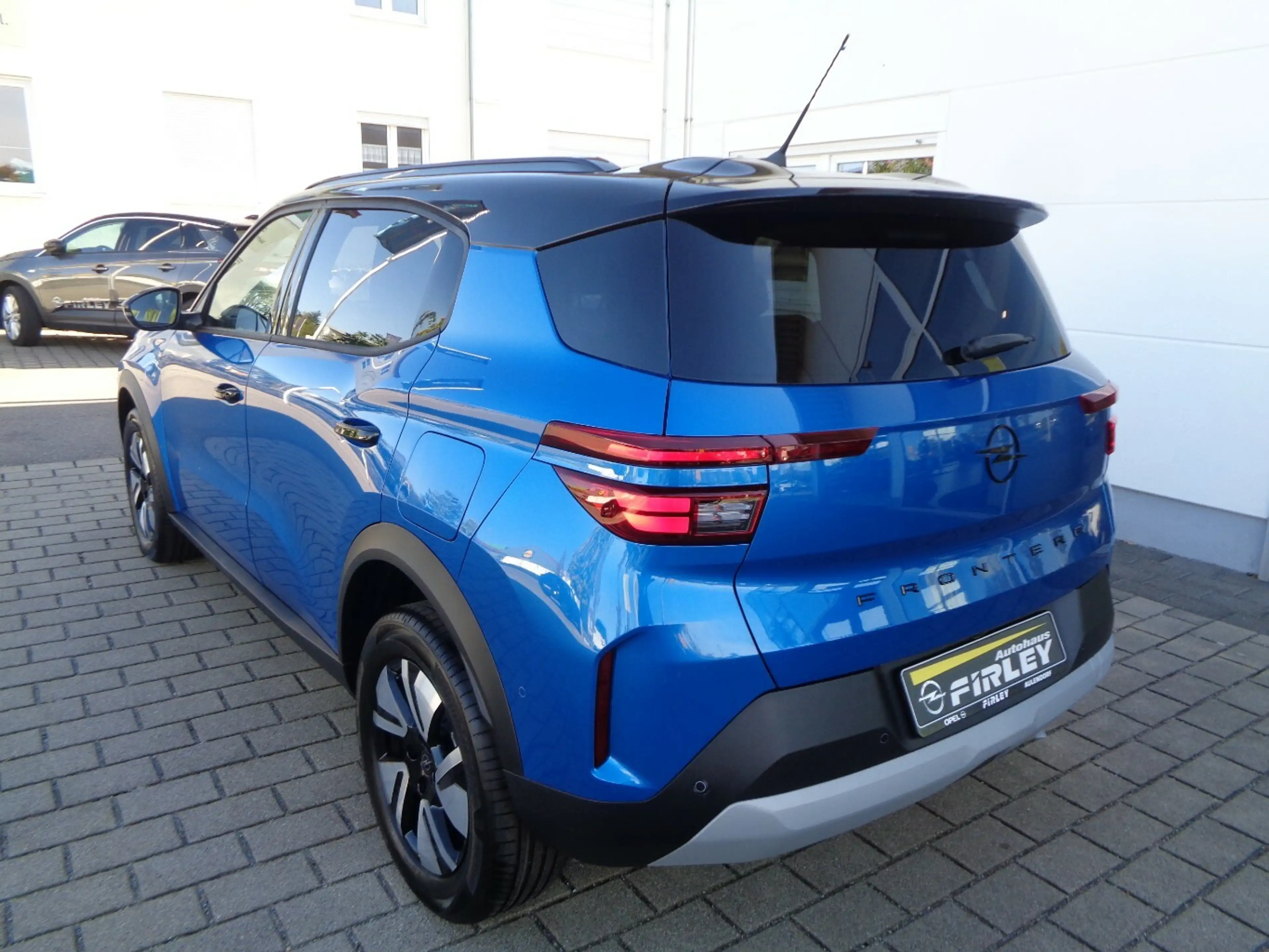Opel Frontera Ultimate 1.2 107 kW Mild Hybrid — photo 6