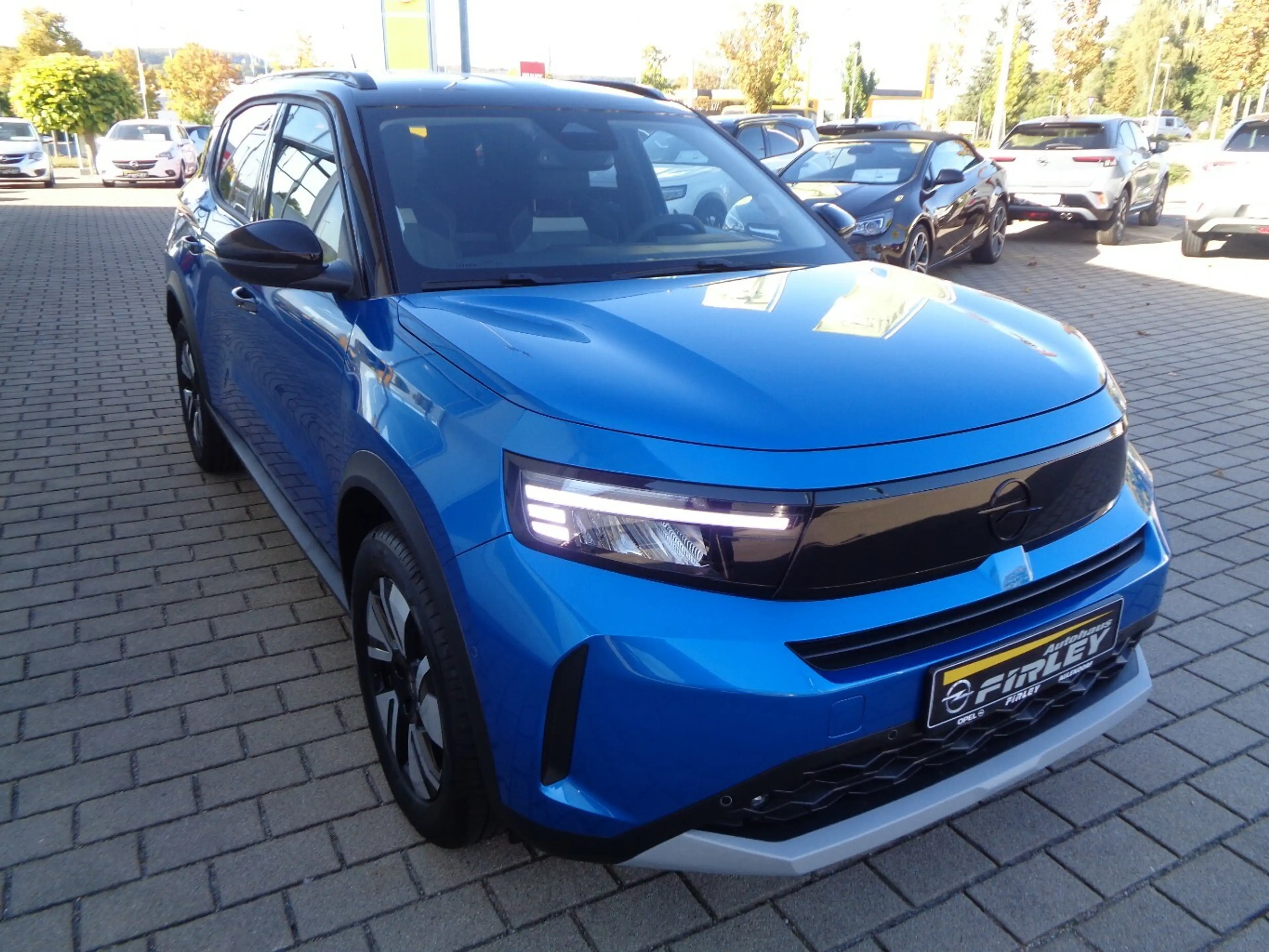 Opel Frontera Ultimate 1.2 107 kW Mild Hybrid — photo 3