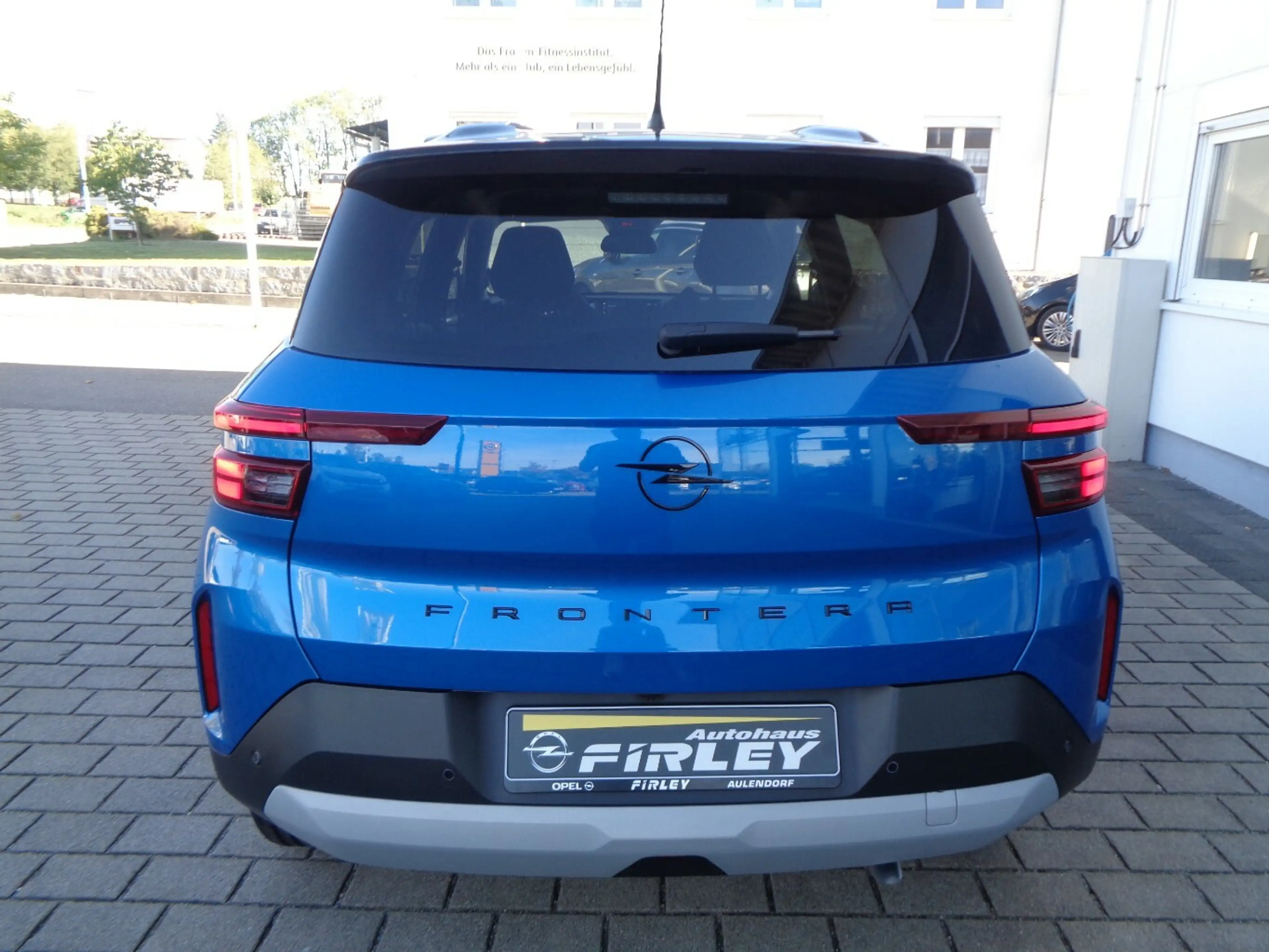 Opel Frontera Ultimate 1.2 107 kW Mild Hybrid — photo 5