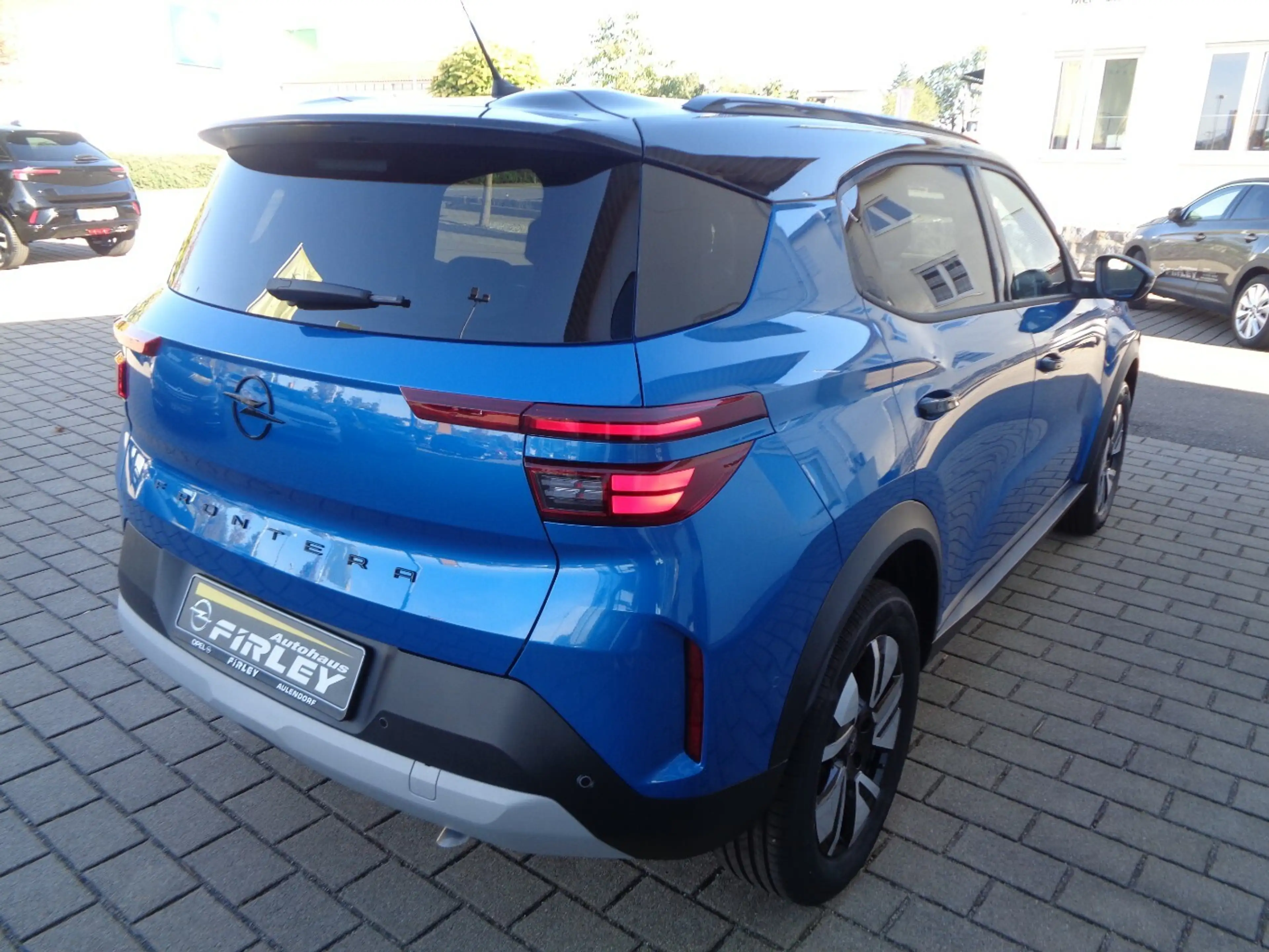 Opel Frontera Ultimate 1.2 107 kW Mild Hybrid — photo 4