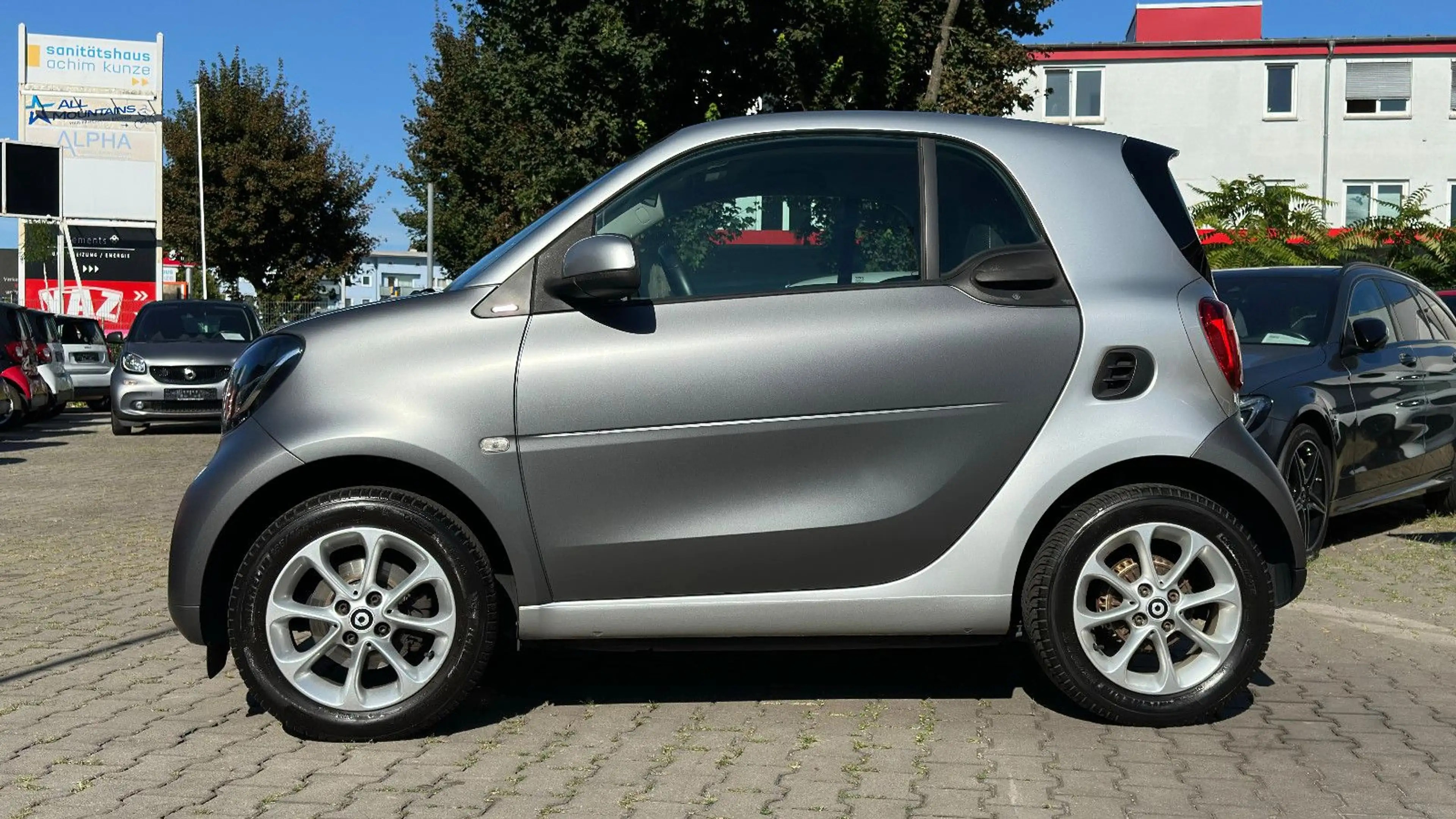 smart forTwo Coupé DCT TITANIA MATT GREY & SILVER! PASSION! — photo 6