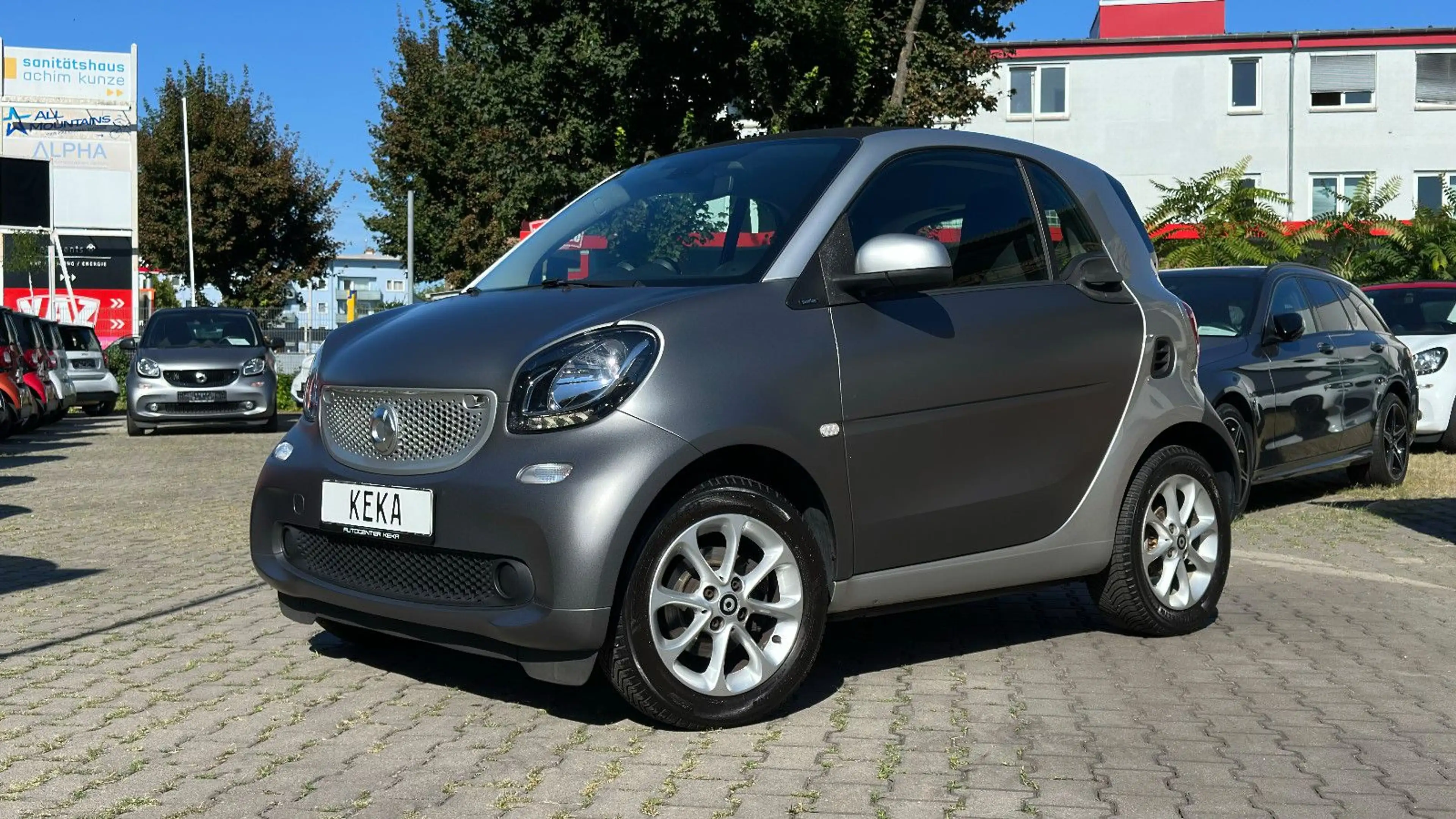 smart forTwo Coupé DCT TITANIA MATT GREY & SILVER! PASSION! — photo 5