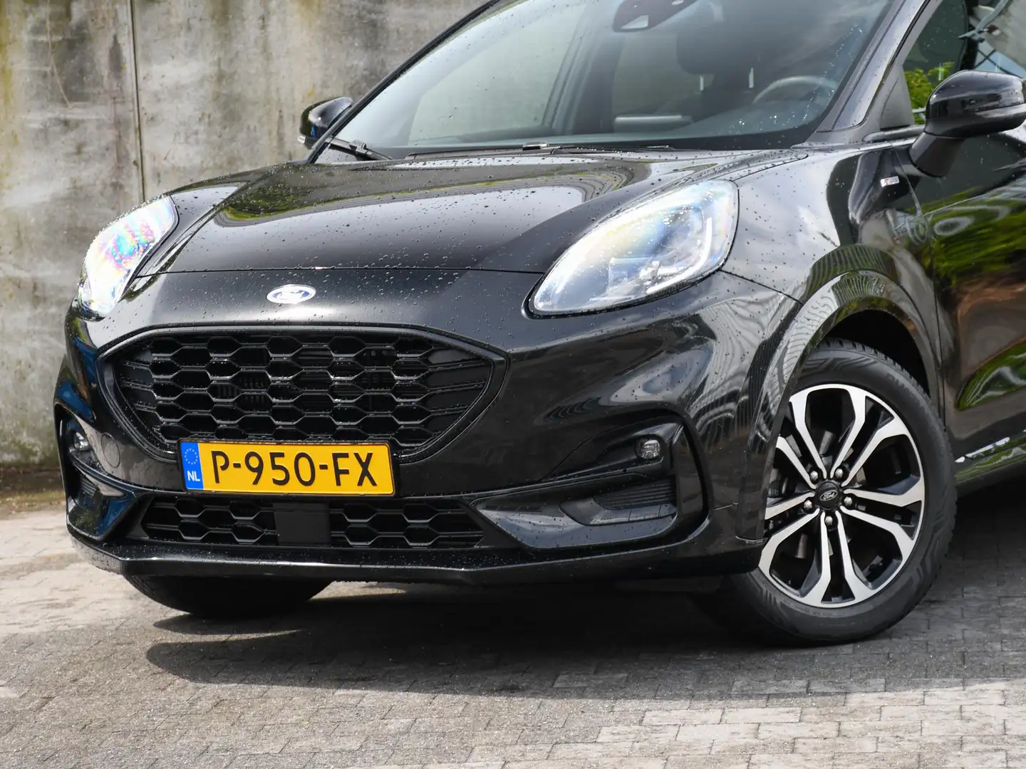 Ford Puma ST-Line 1.0 EcoBoost Hybrid 125pk PDC ACHTER | NAV Zwart - 2