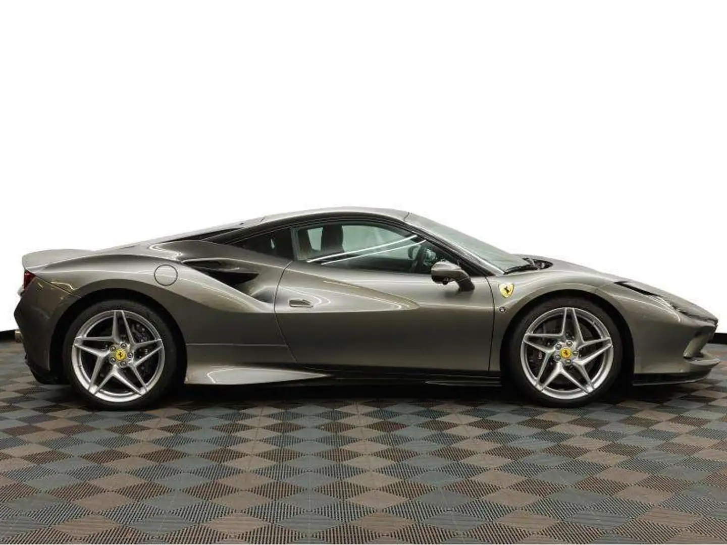 Ferrari F8 Tributo Gris - 2