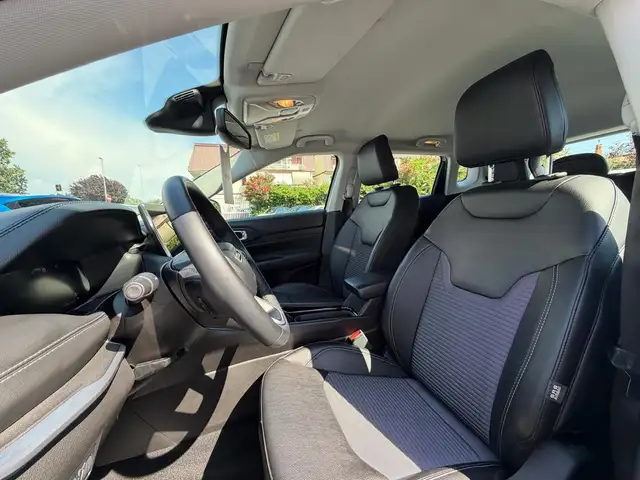 Jeep Compass view 14