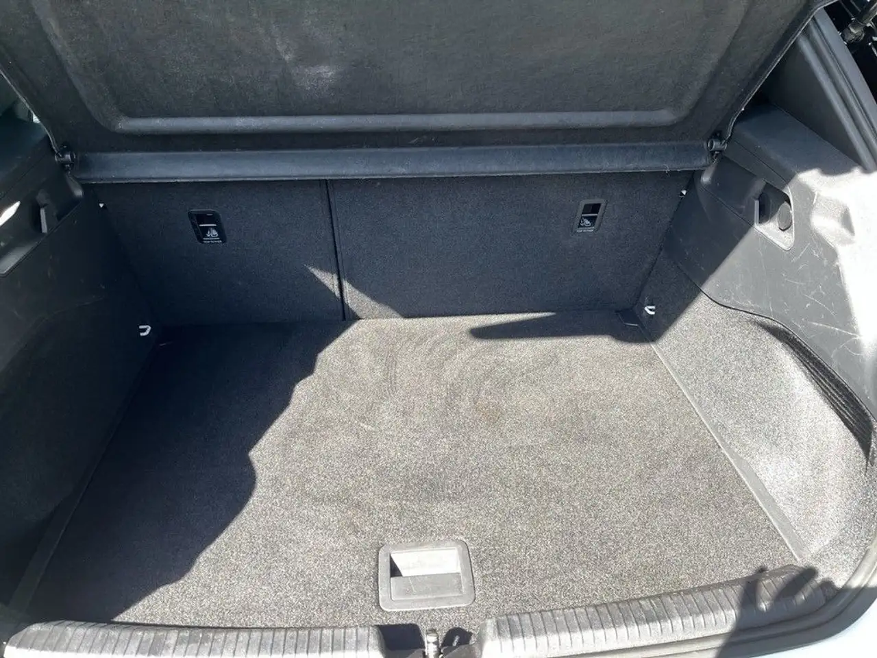 Volkswagen ID.3 Pro Performance Navi LED AHK ACC Sitzheizun 10