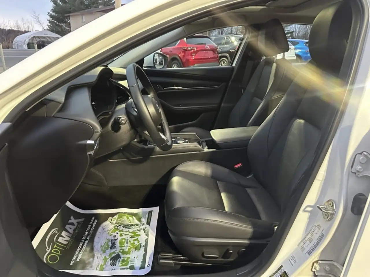 Mazda 3 снимка Mazda 3