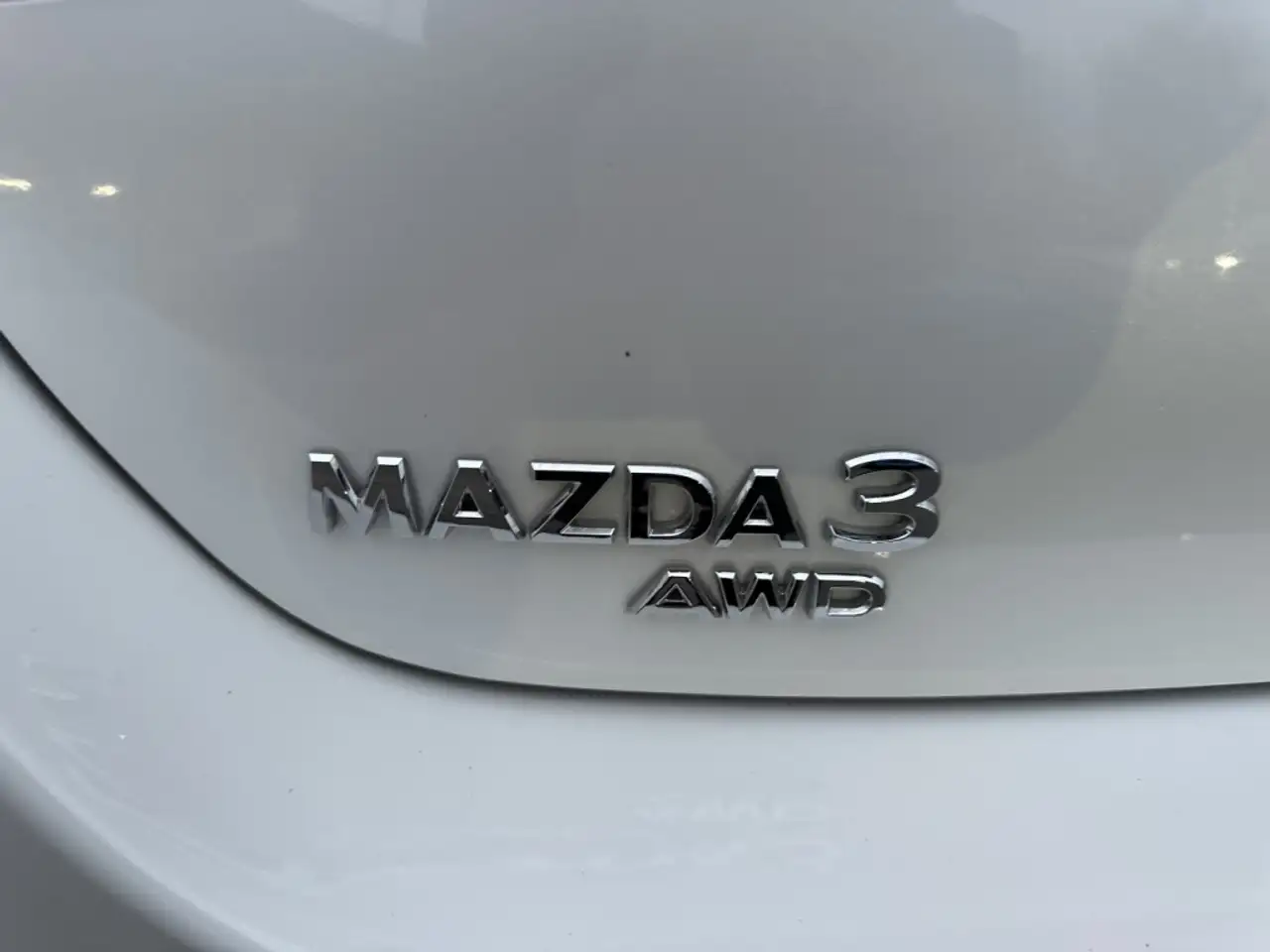 Mazda 3 снимка Mazda 3