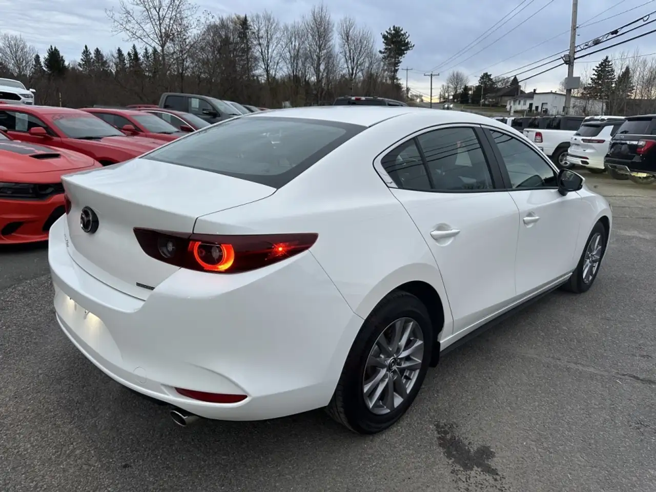 Mazda 3 снимка Mazda 3