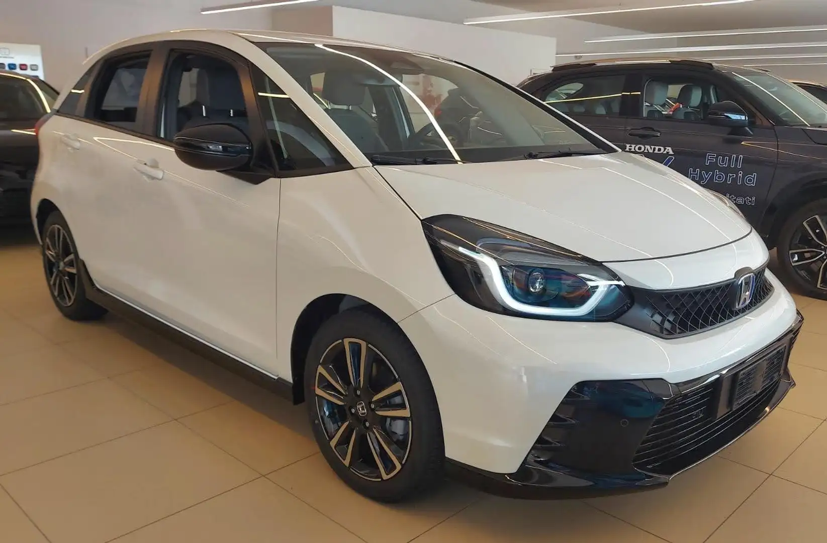 Honda Jazz 1.5 hev Sport ecvt Білий - 2
