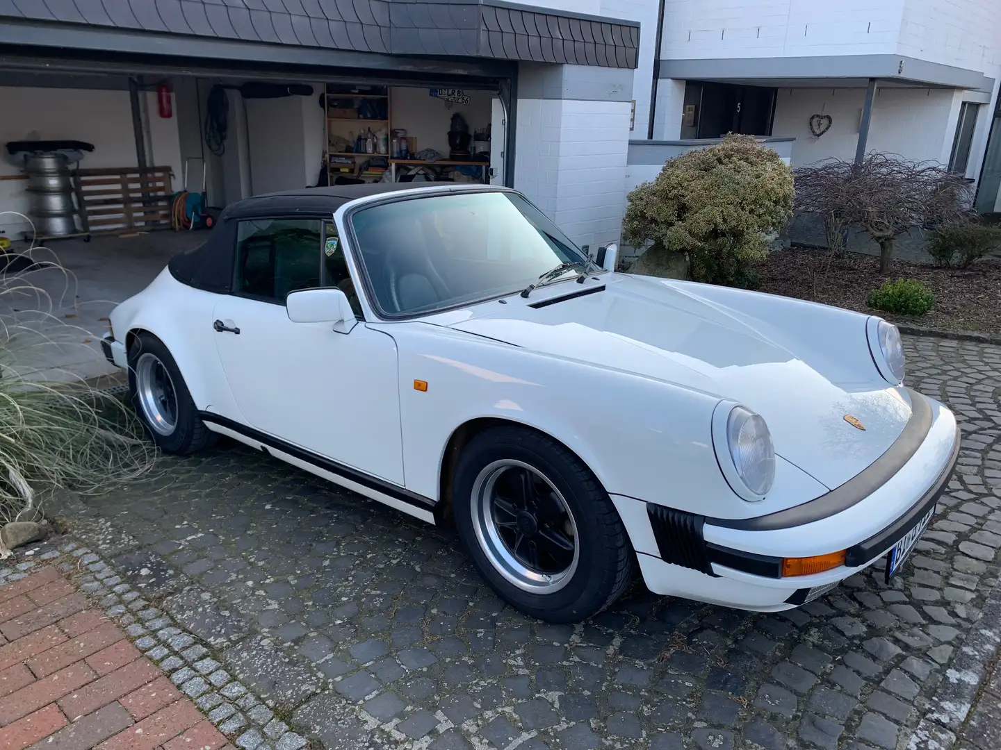 Porsche 911 911 CarreraCabriolet Weiß - 2