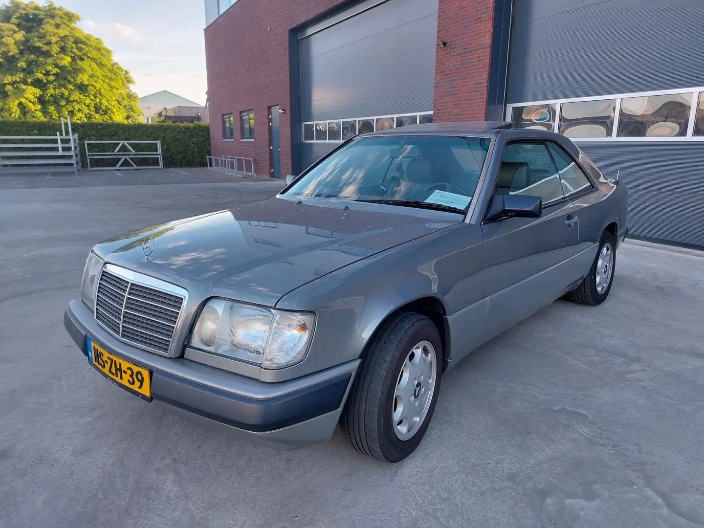 Mercedes-Benz CE 200 200-500 (W124) 230 Leer /schuifdak / LMV Blauw - 2