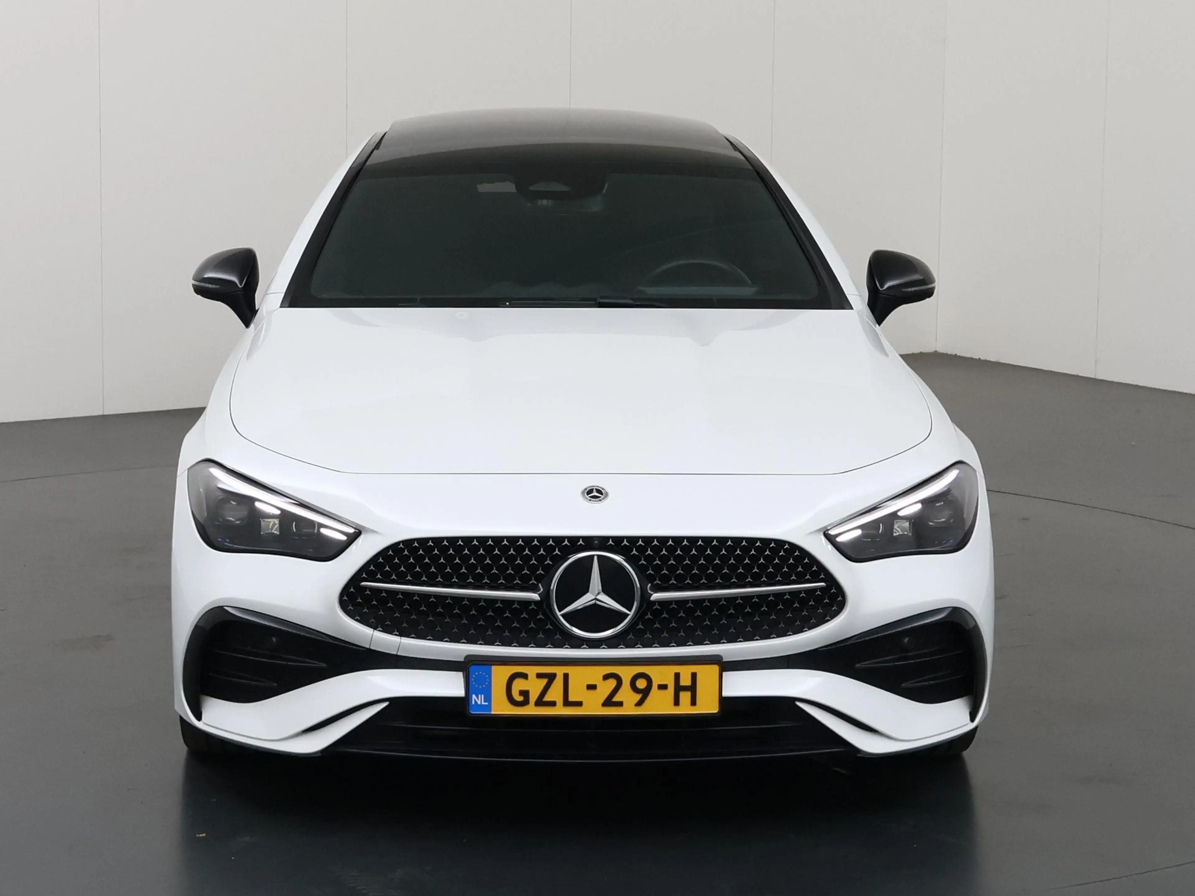 Mercedes-Benz CLE 300 Coupé 4MATIC AMG Line | Premium pakket | Night pak — photo 3