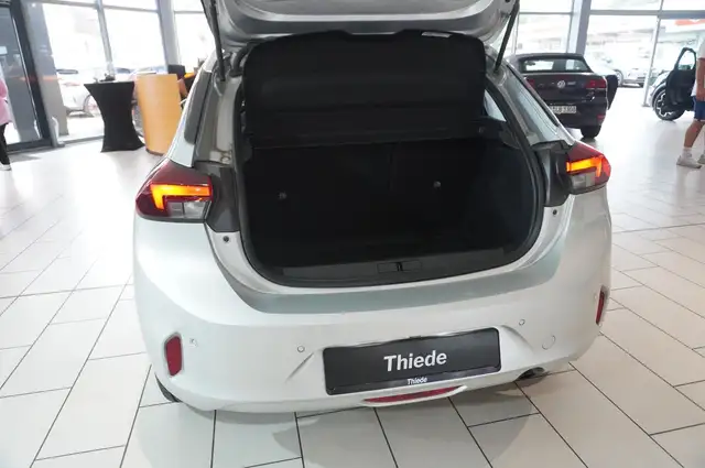 Opel Corsa view 10