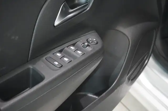 Opel Corsa view 14