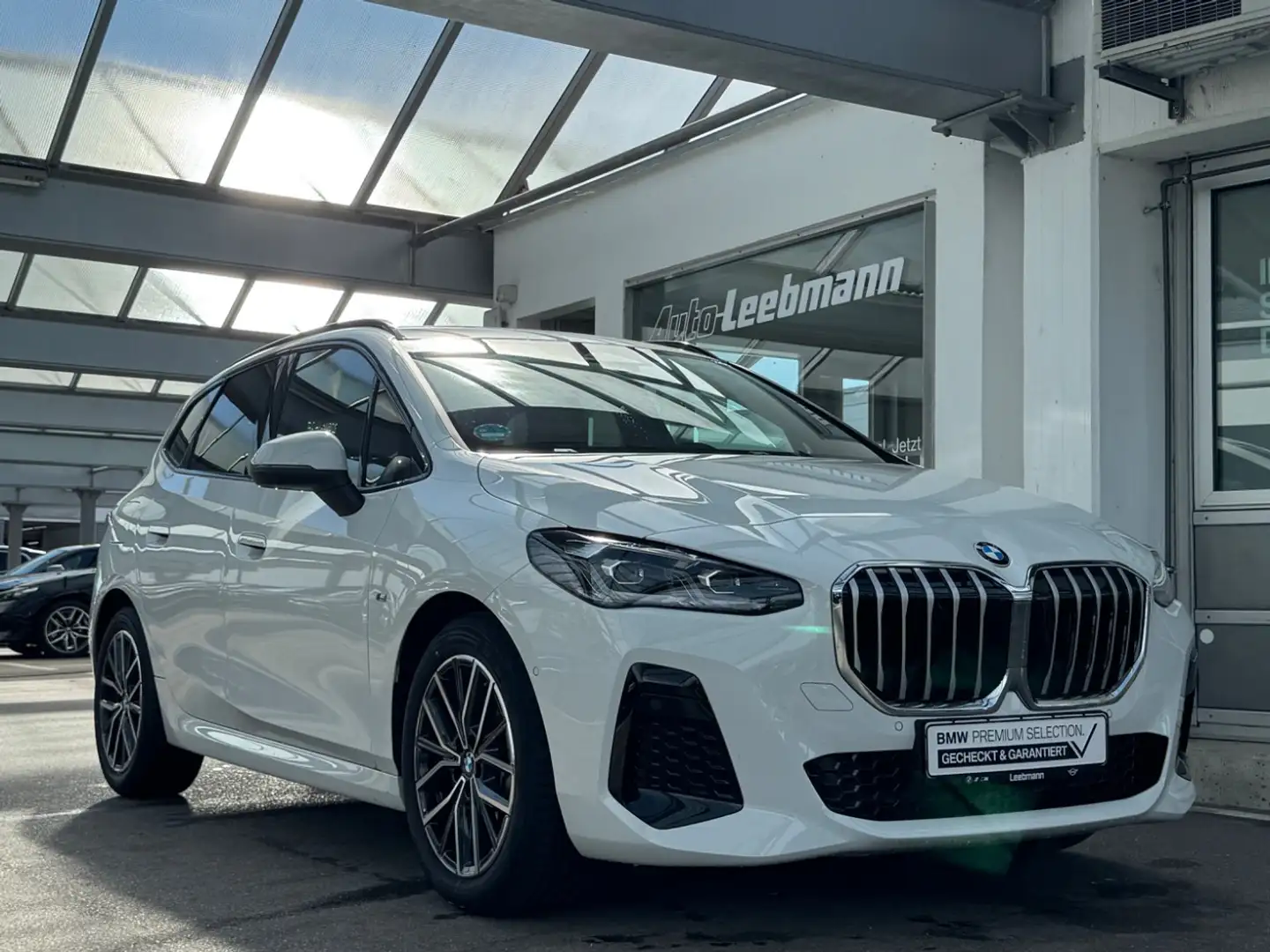 BMW 218 d Active Tourer M-Sport AHK GARANTIE-07/2029 Белый - 2
