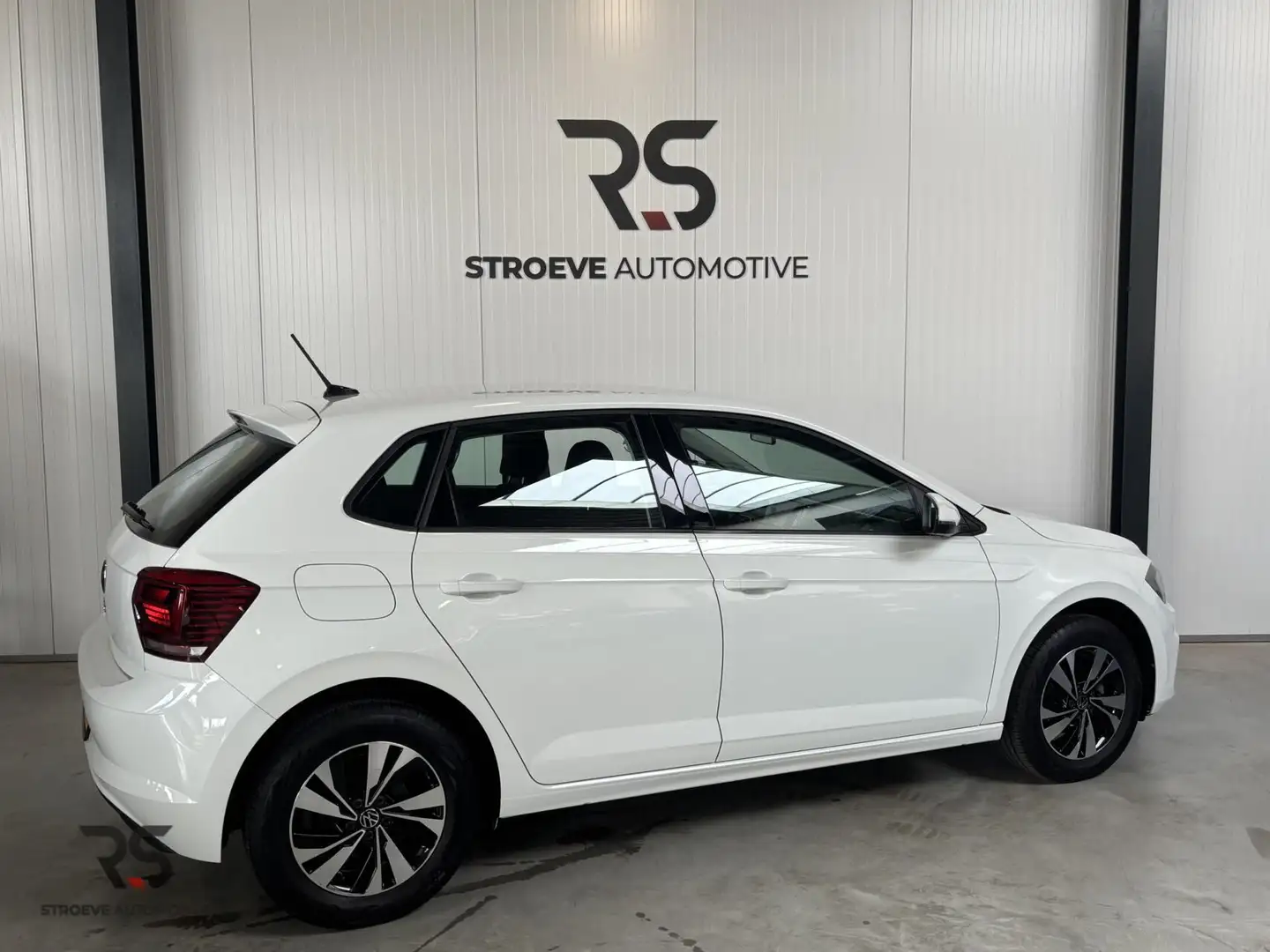 Volkswagen Polo 1.0 TSI 95 pk handg. Comfortline | Navi | CarPlay Wit - 2