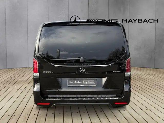 Mercedes-Benz V-Class view 8