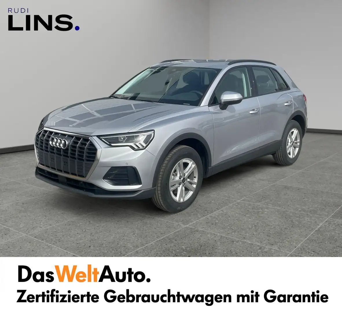 Audi Q3 35 TDI quattro intense srebrna - 1