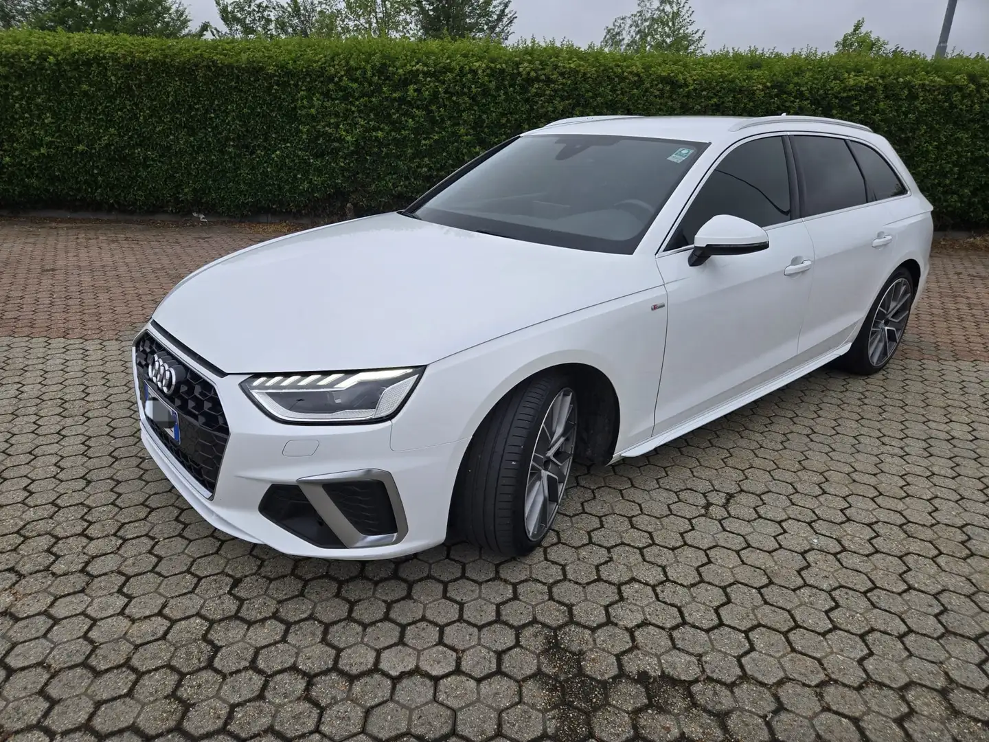 Audi A4 A4 Avant 35 tdi mhev S Line edition 163cv s-tronic Bianco - 1
