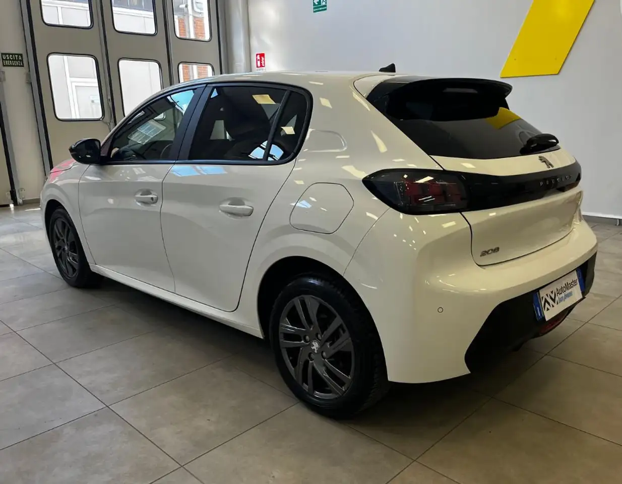 Peugeot 208 Active BlueHDi 100 S/S - NEOPATENTATI 14