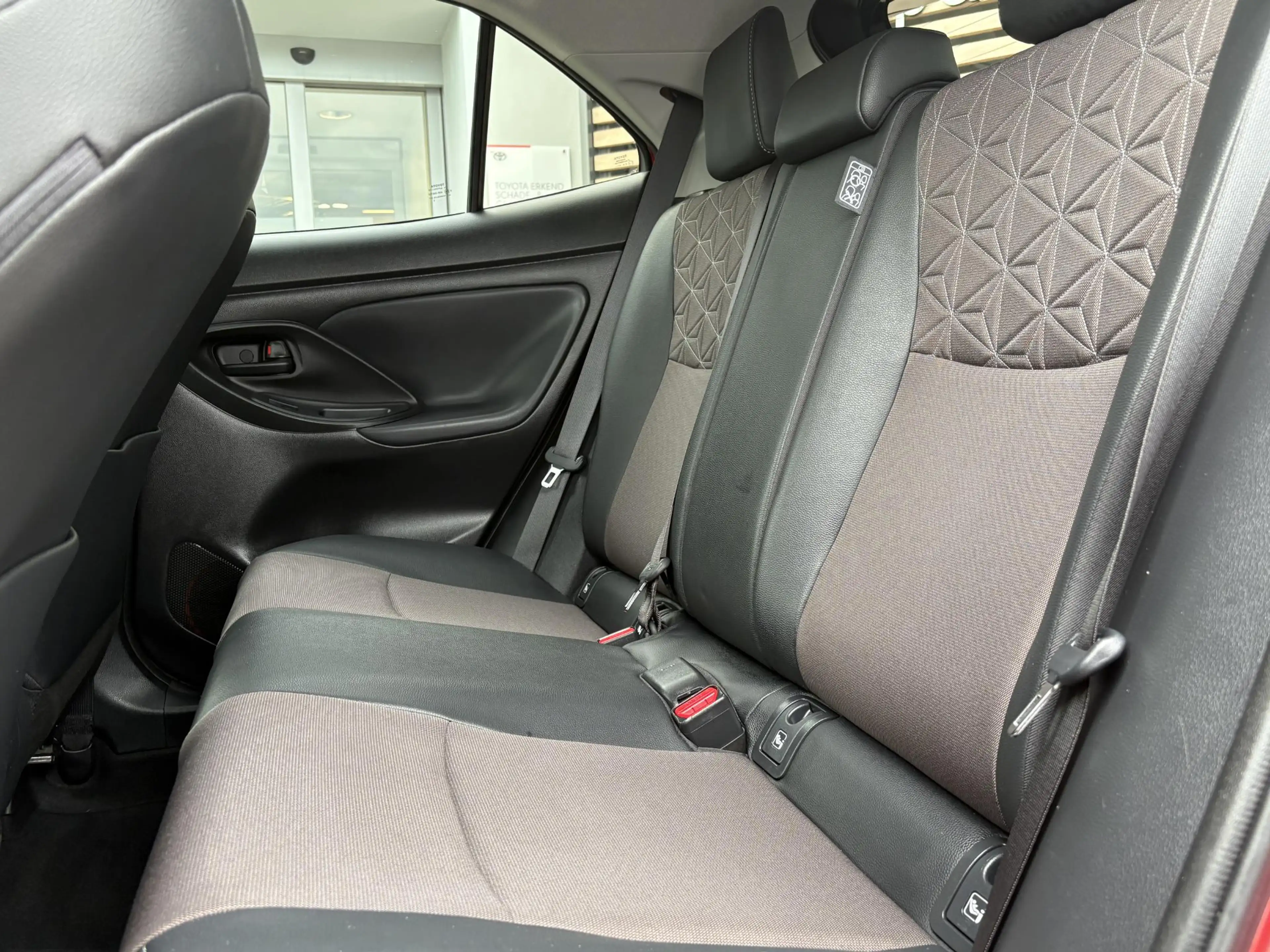 Toyota Yaris Cross 1.5 Hybrid Executive JBL-AUDIO KEYLESS ELEK-KLEP P — photo 17