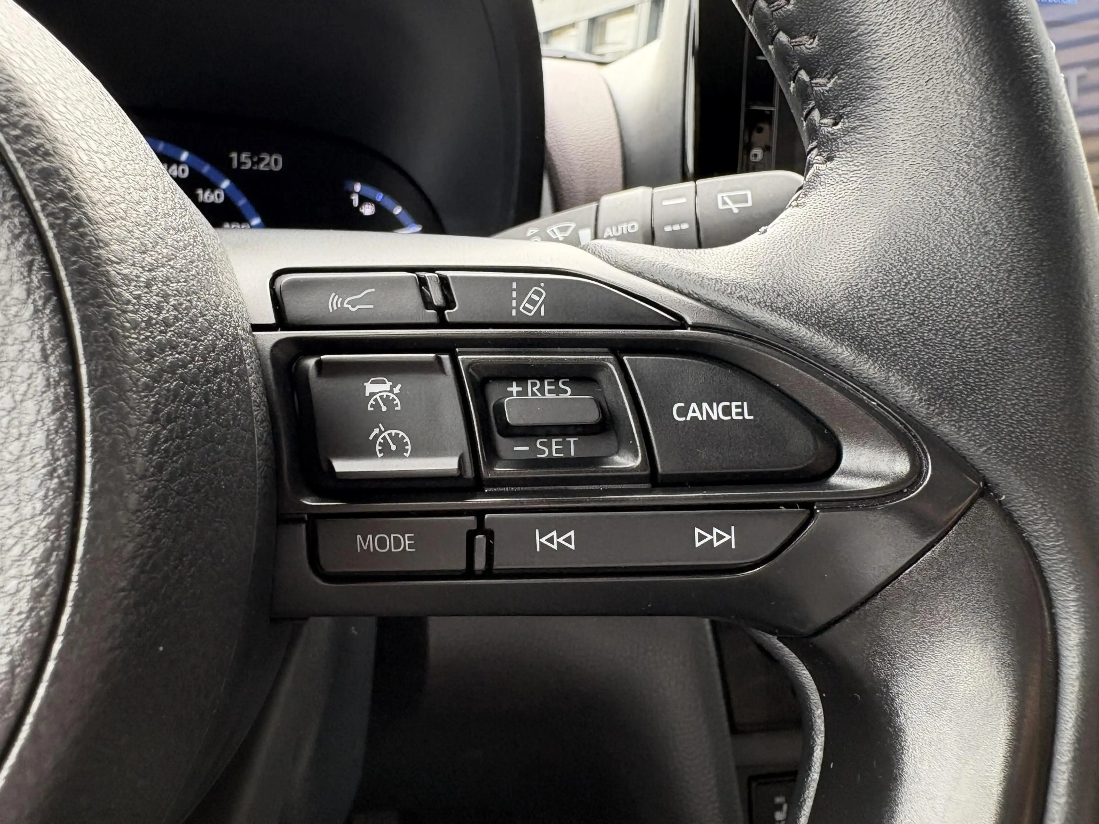 Toyota Yaris Cross 1.5 Hybrid Executive JBL-AUDIO KEYLESS ELEK-KLEP P — photo 27