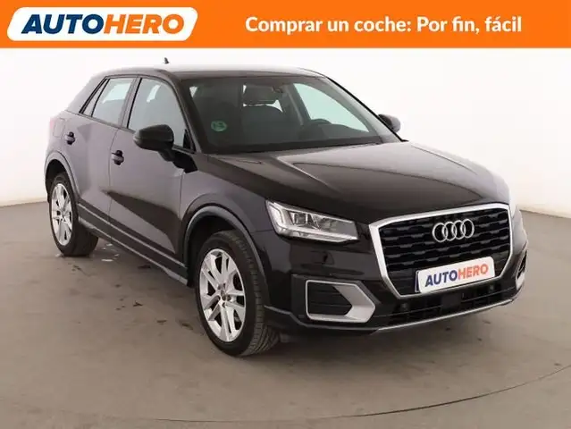 Audi Q2 view 8