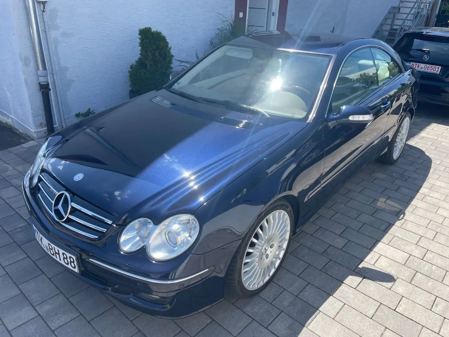 Mercedes-Benz CLK 500 Elegance BRD Motor gemacht Scheckheft Albastru - 1