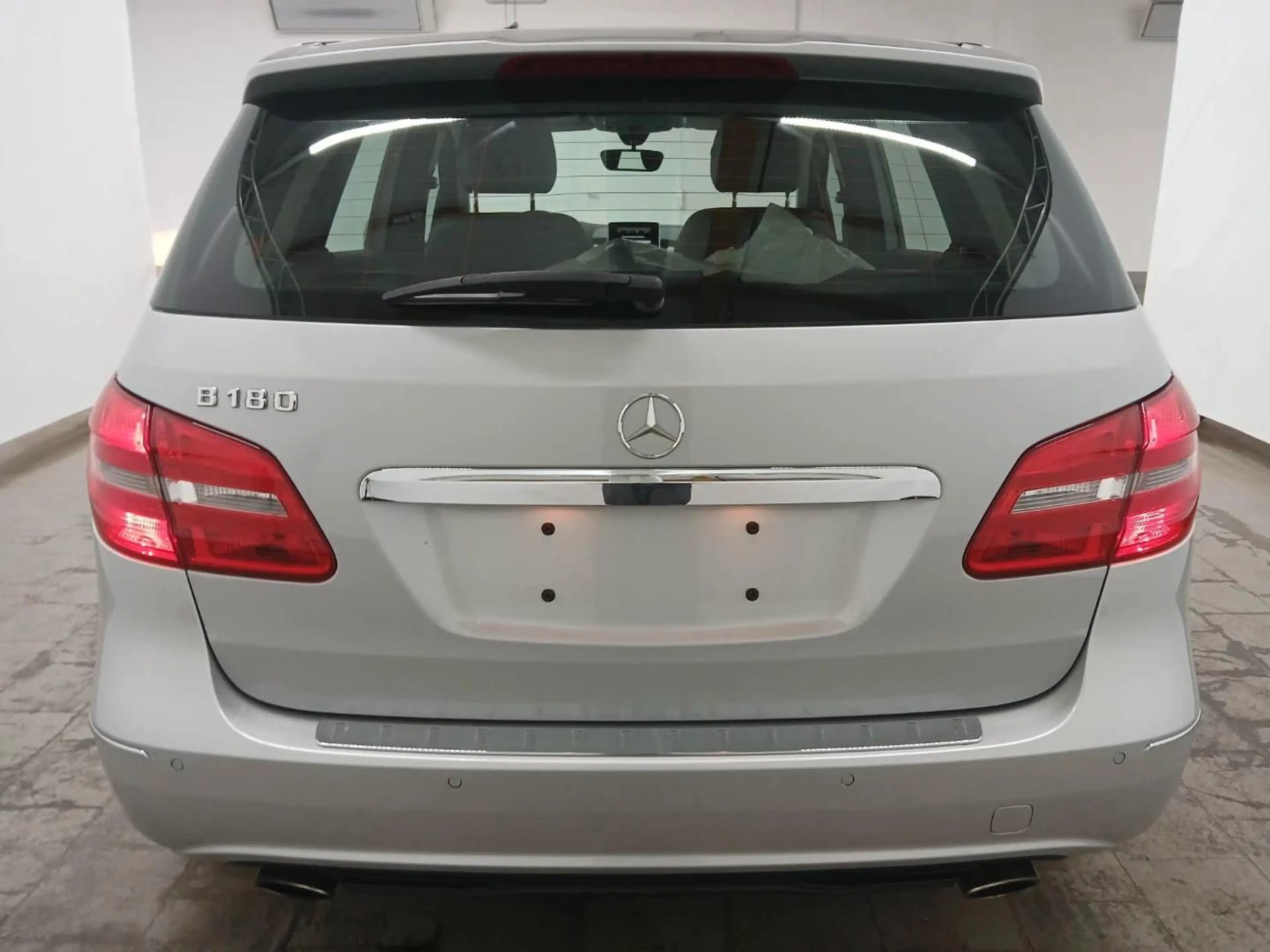 Mercedes-Benz B 180 Automatik TÜV & Inspek. Neu Start/stop — photo 6