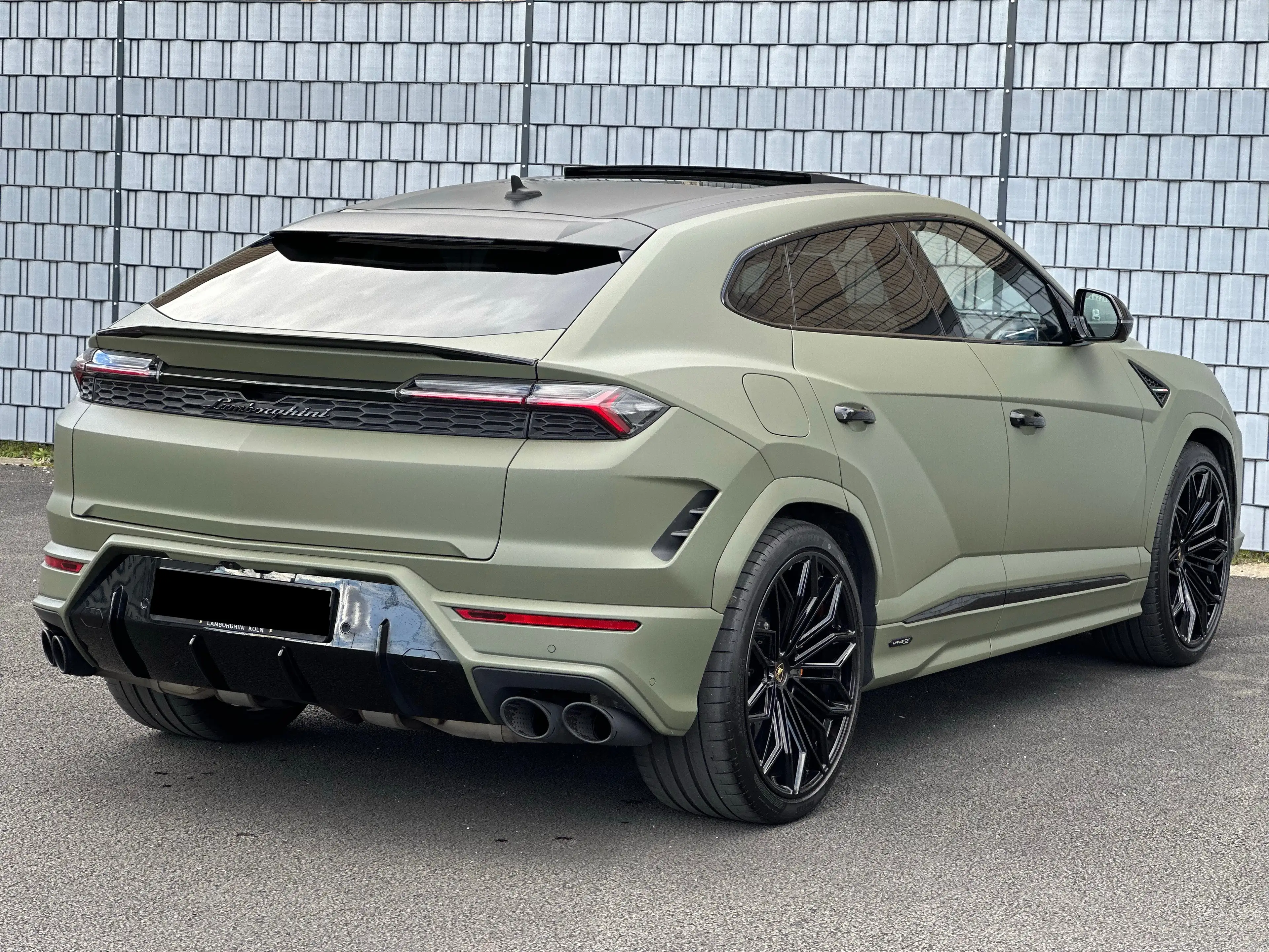 Lamborghini Urus Urus SE HYBRID STYLE-PACKAGE PANO 23-ZOLL B&O — photo 12