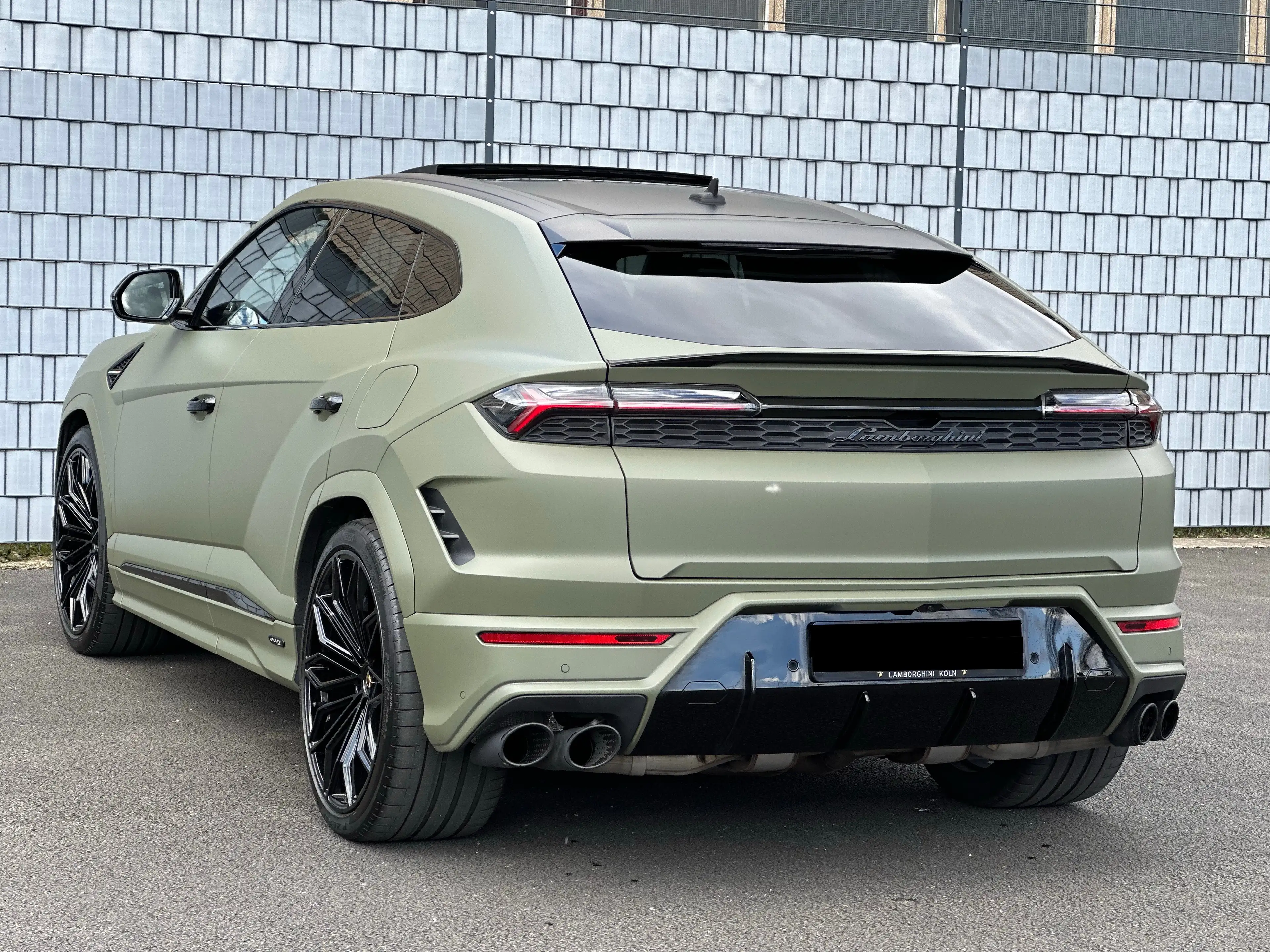 Lamborghini Urus Urus SE HYBRID STYLE-PACKAGE PANO 23-ZOLL B&O — photo 7