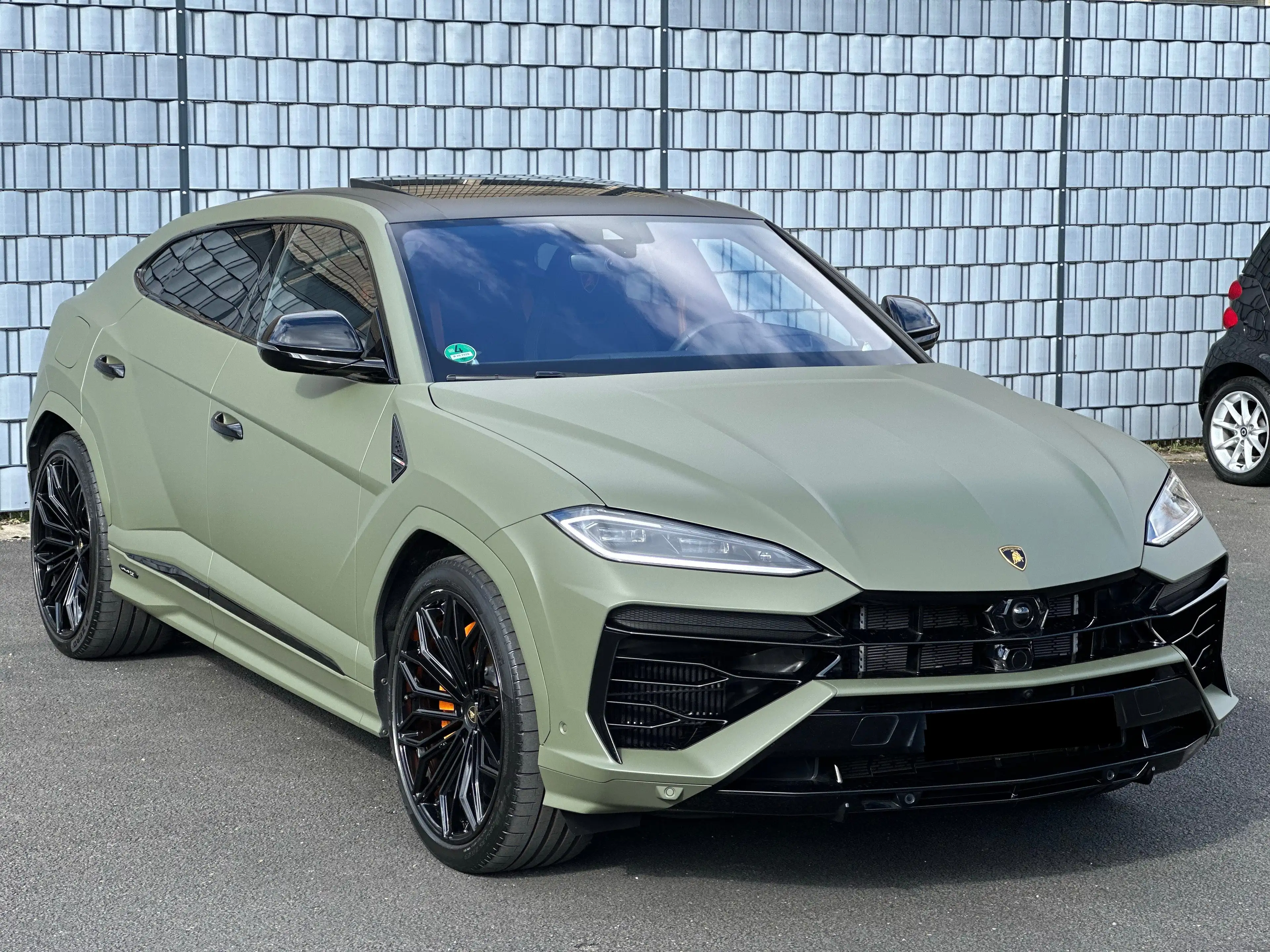 Lamborghini Urus Urus SE HYBRID STYLE-PACKAGE PANO 23-ZOLL B&O — photo 6